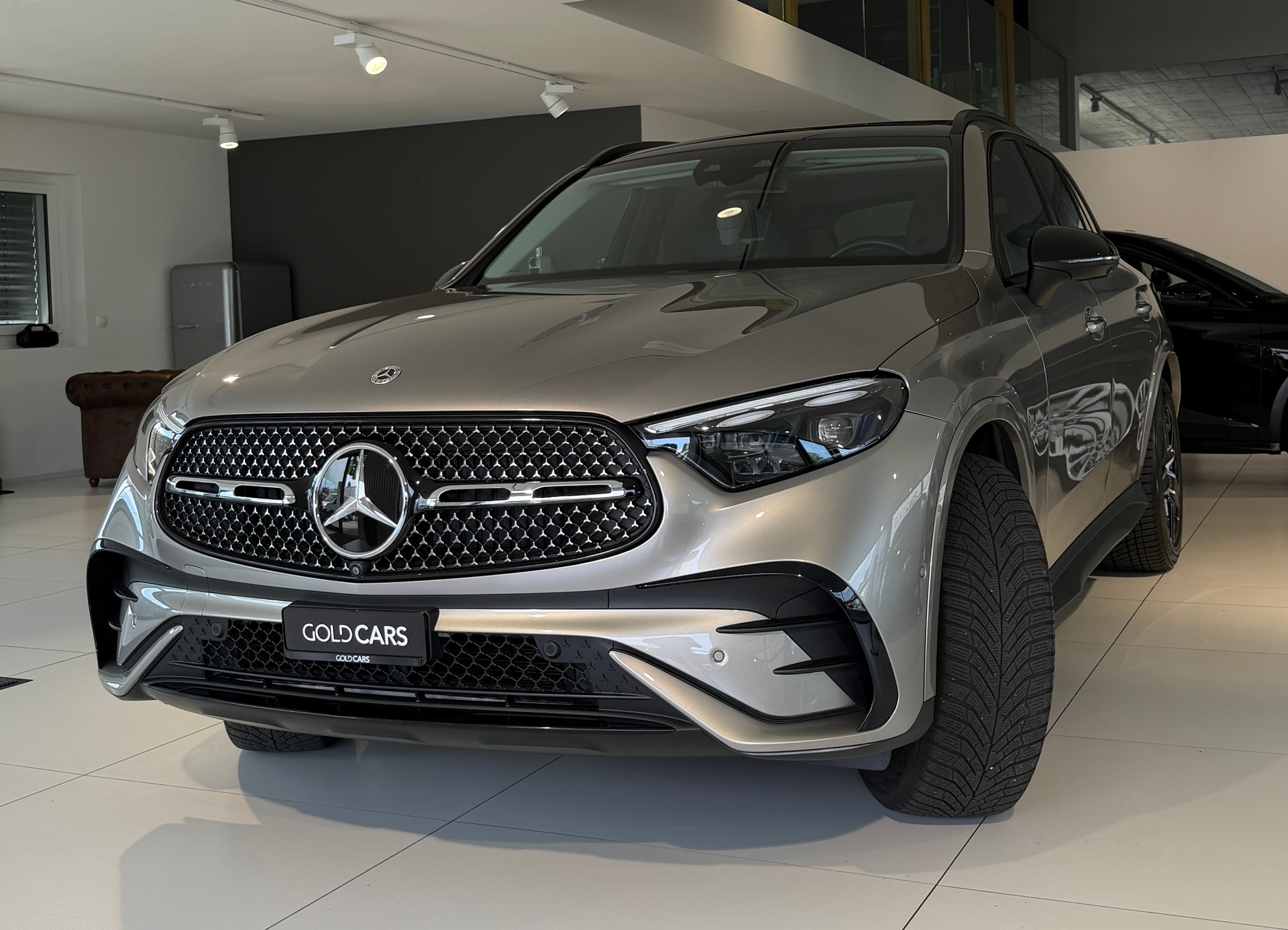 MERCEDES-BENZ GLC 220 d 4Matic AMG Line-image-2