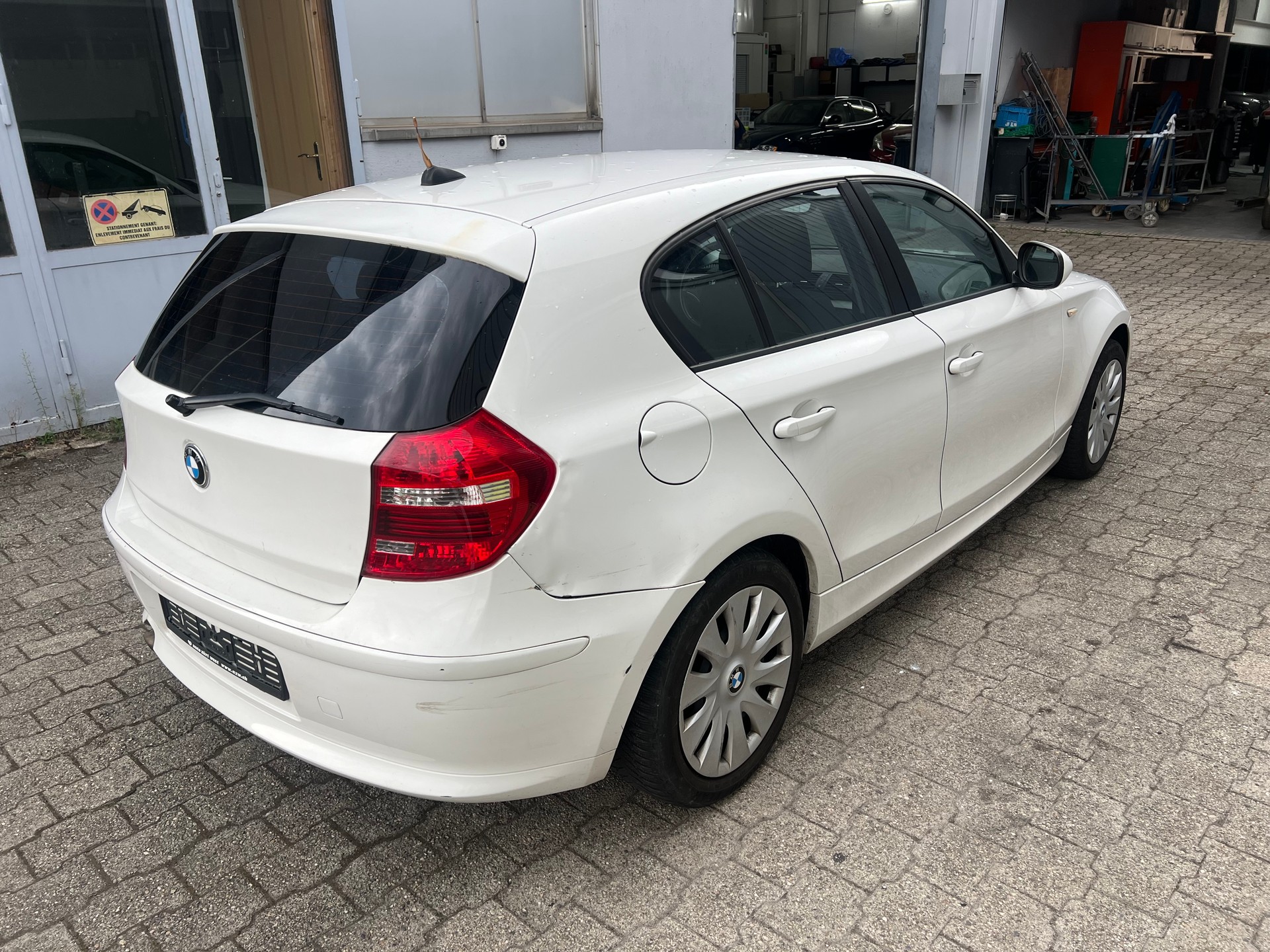BMW 116-image-3