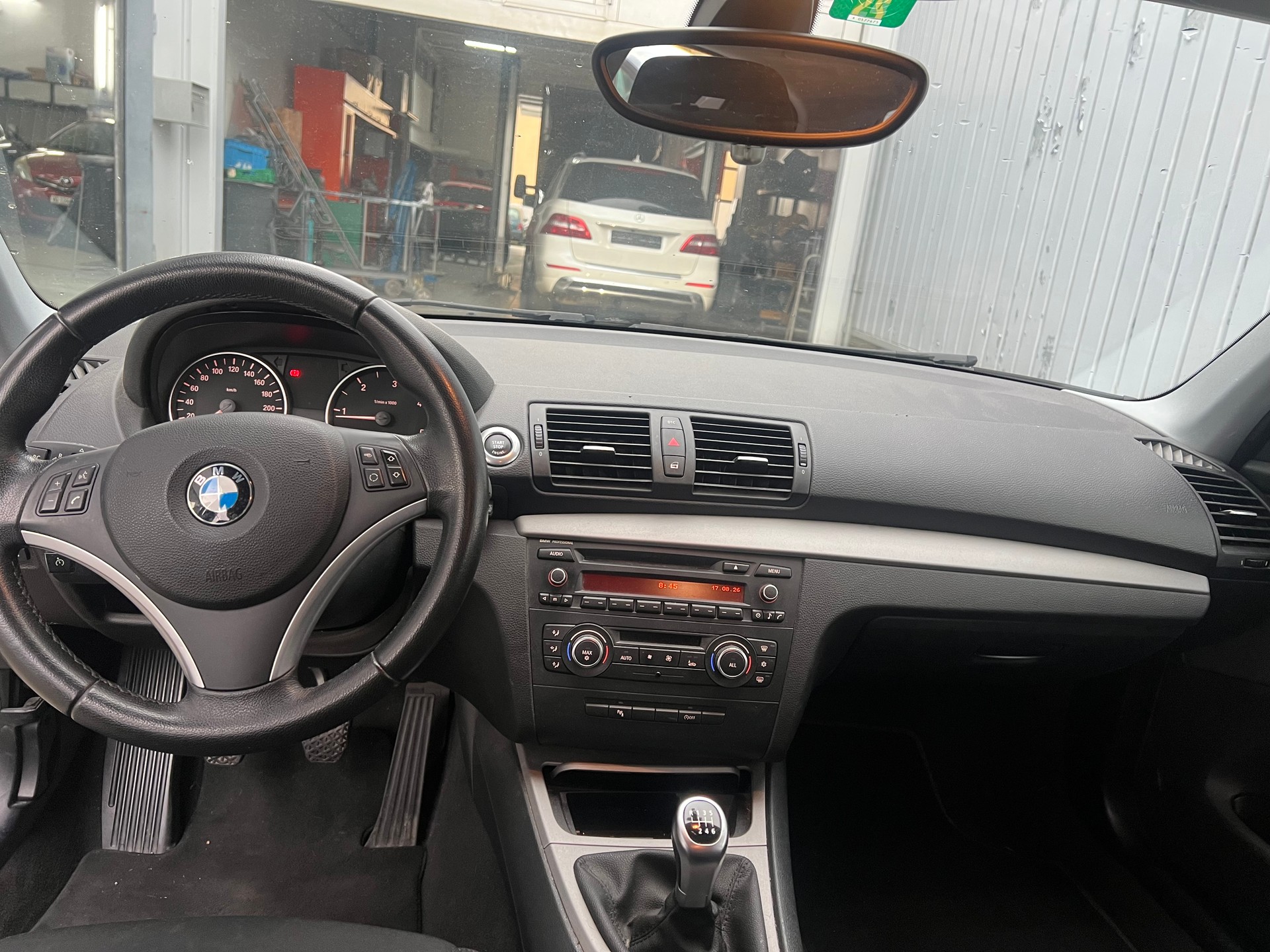 BMW 116-image-9
