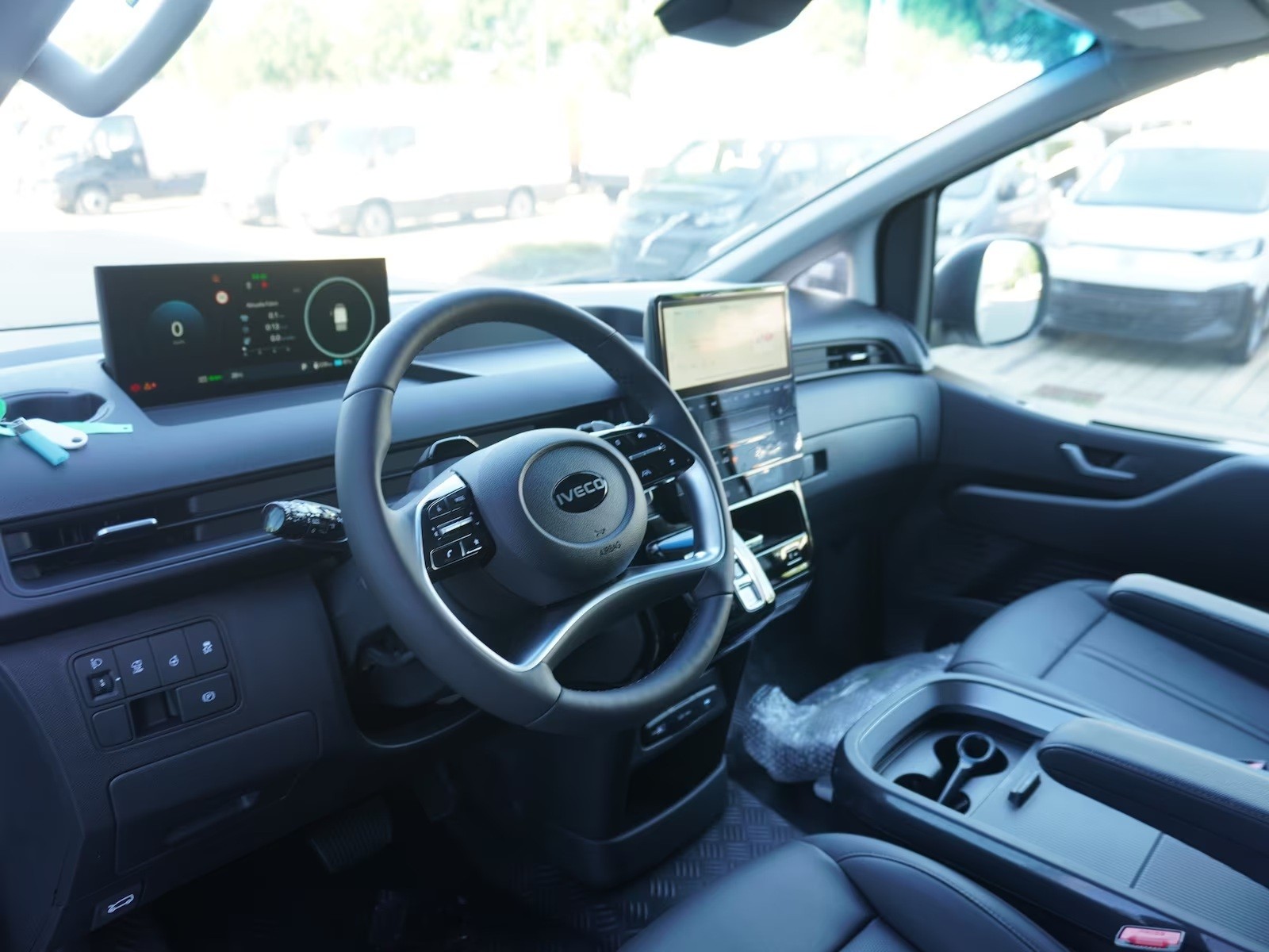 IVECO eMoovy Pritsche 350 kW-image-6