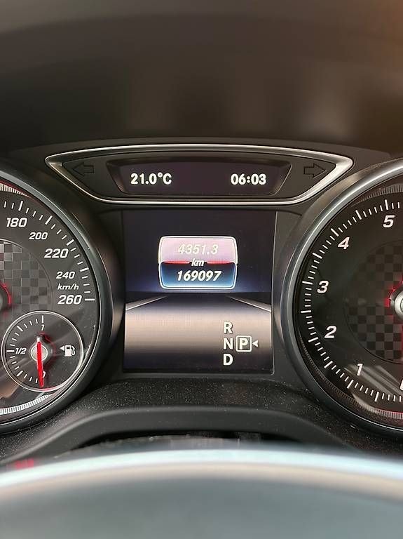 MERCEDES-BENZ A 250 Sport 4m-image-3