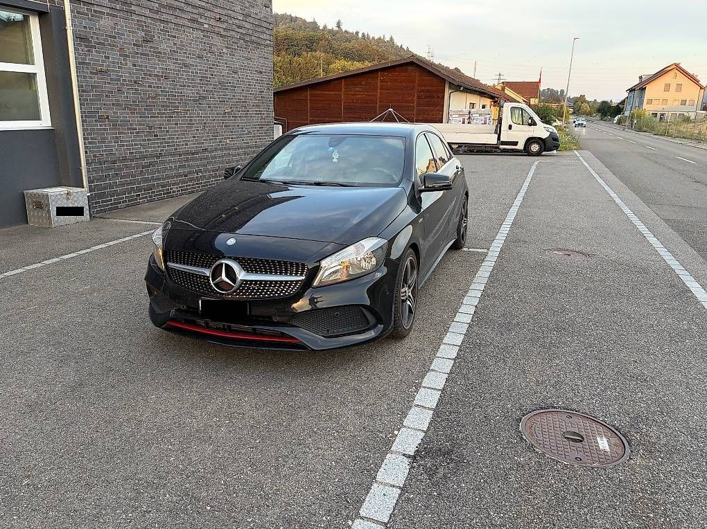 MERCEDES-BENZ A 250 Sport 4m-image-0