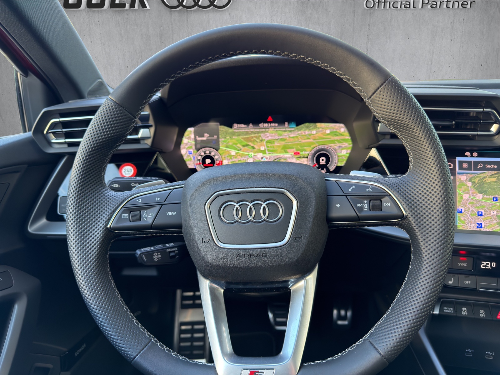 AUDI S3 Limousine TFSI quattro S-tronic-image-10