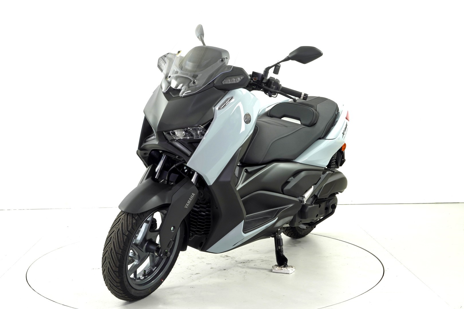 YAMAHA X-MAX 125 TechMax+ ABS-showroom-element-2