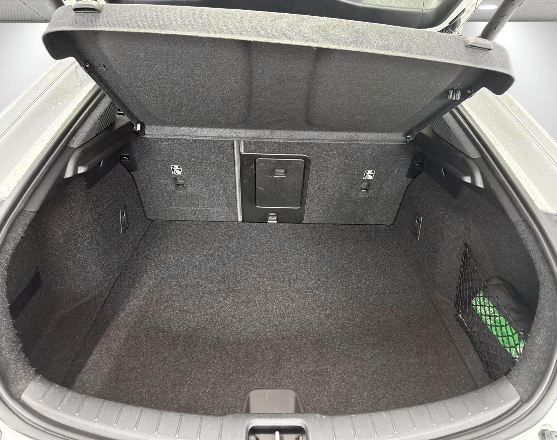 POLESTAR 2 Long Range Dual Motor-image-8