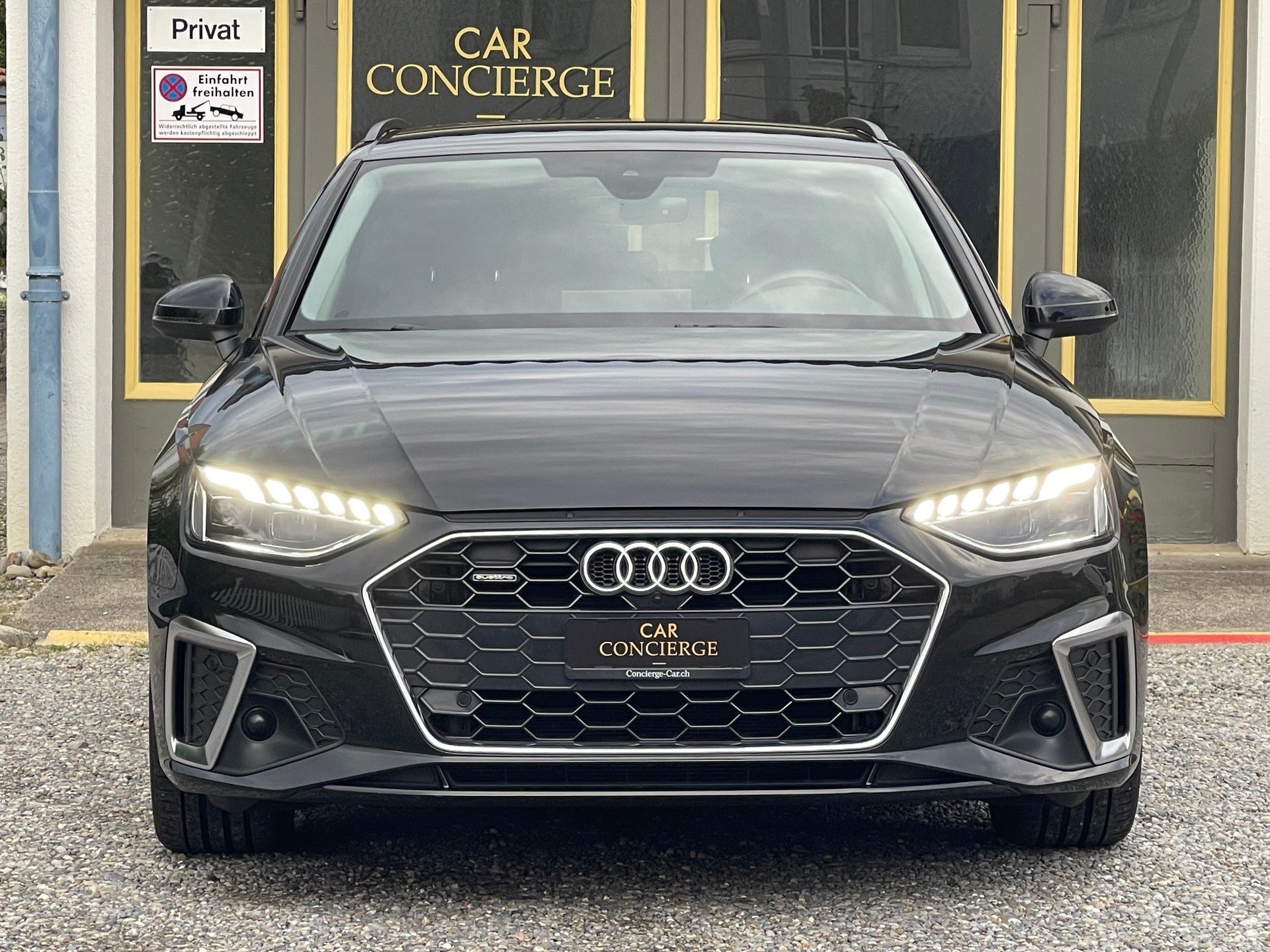 AUDI A4 Avant 40 TDI S line Attraction quattro S-tronic-image-2