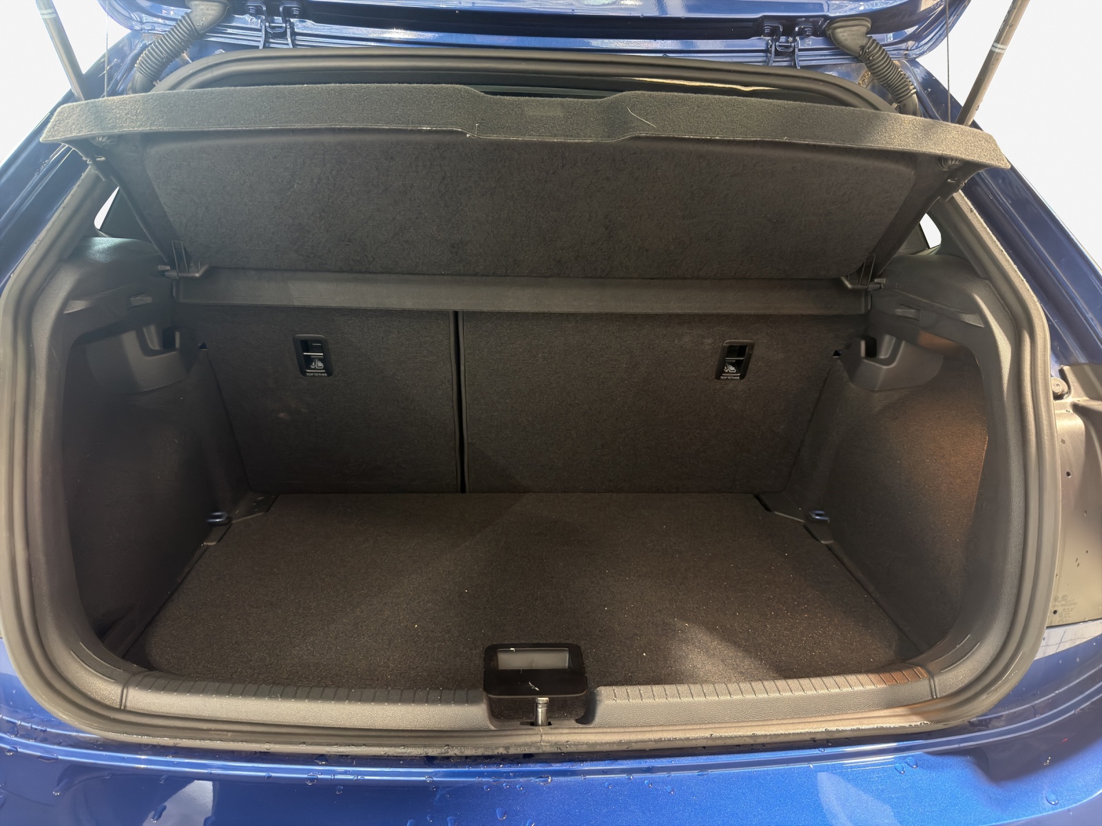 VW Polo 1.0 TSI R-Line DSG-image-12
