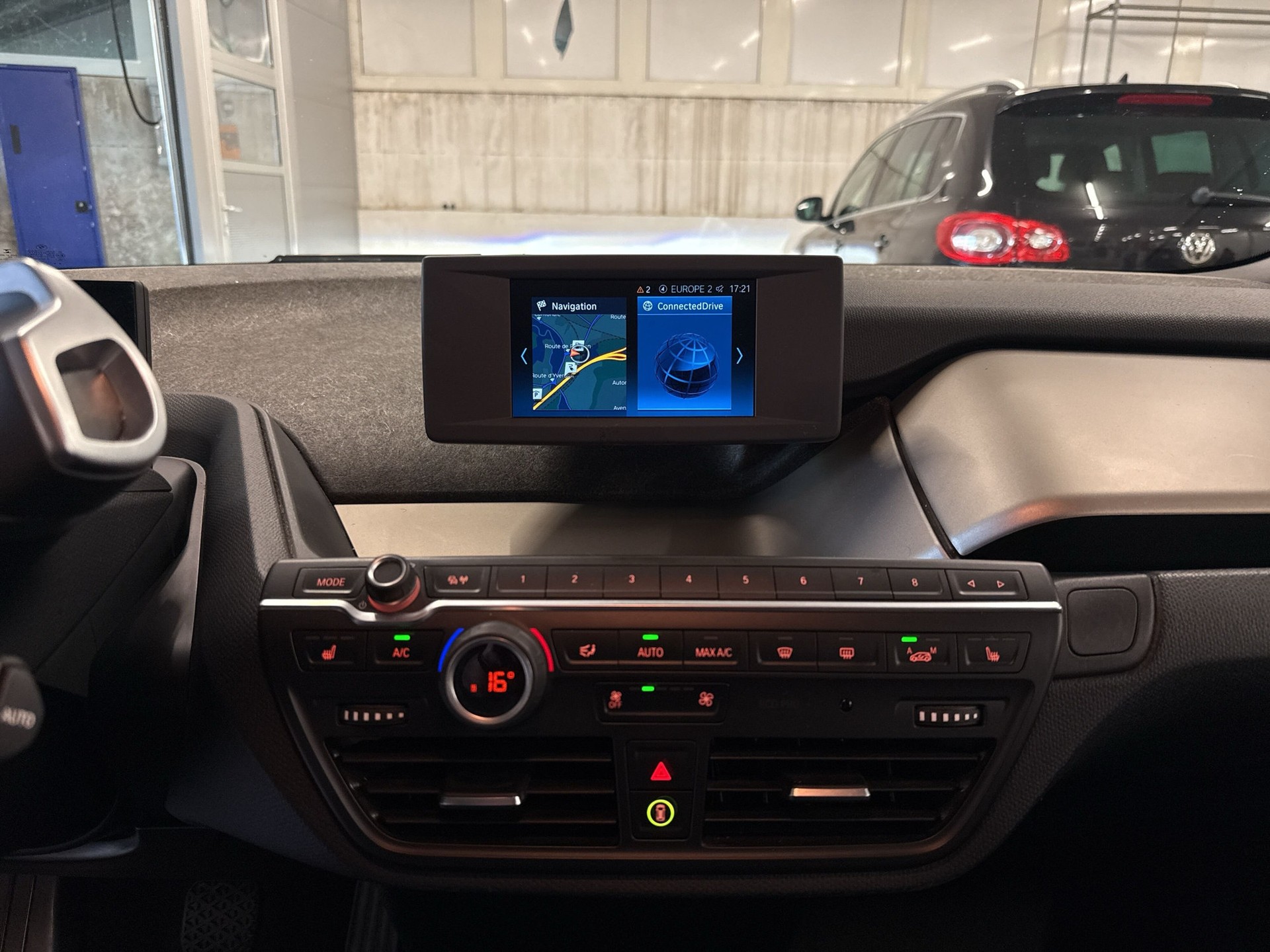 BMW i3 (120Ah)-image-10