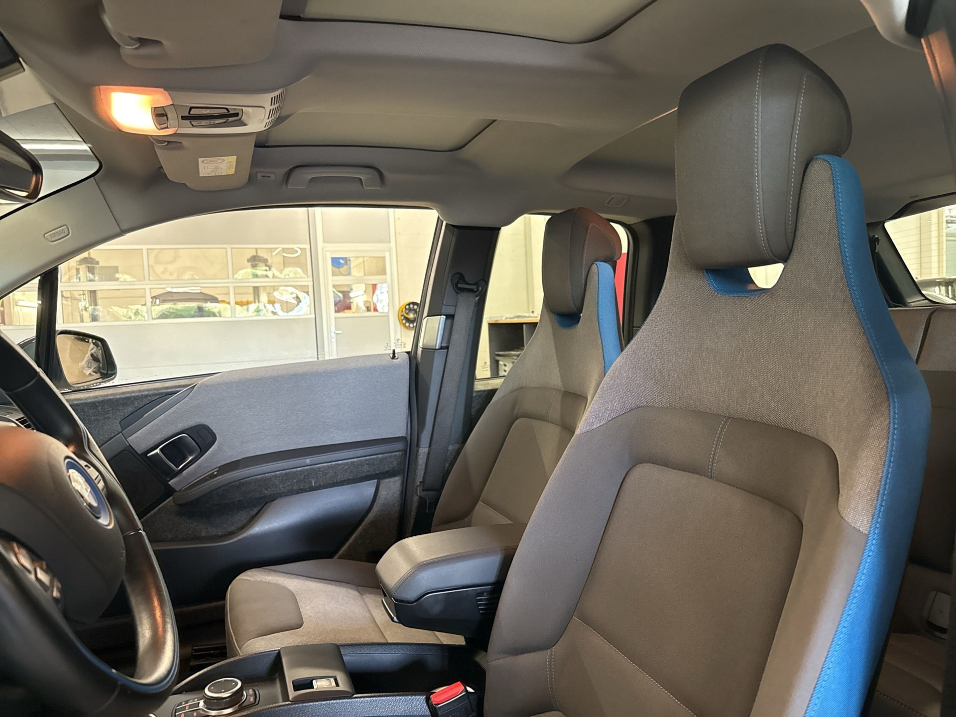 BMW i3 (120Ah)-image-9
