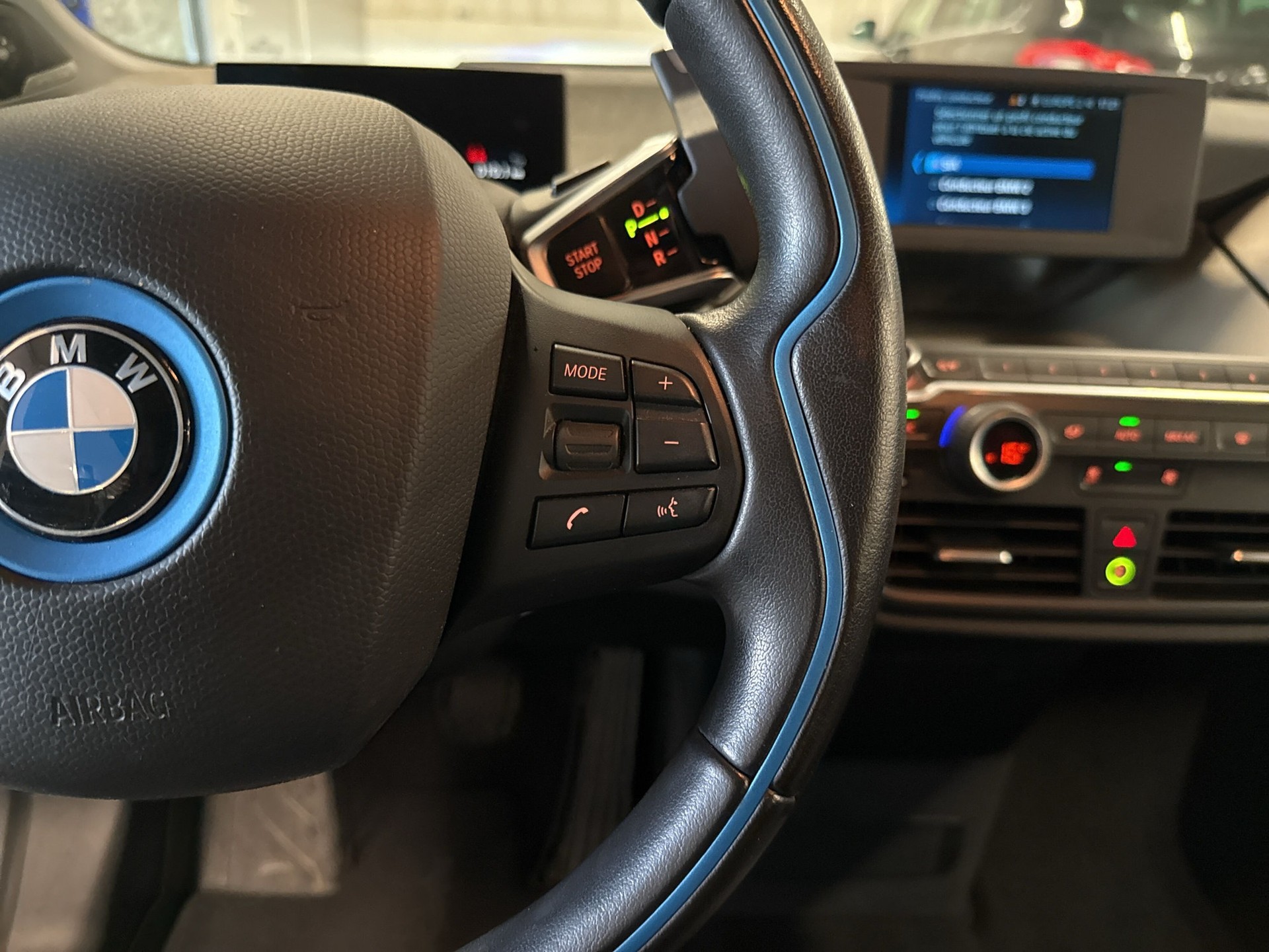 BMW i3 (120Ah)-image-15