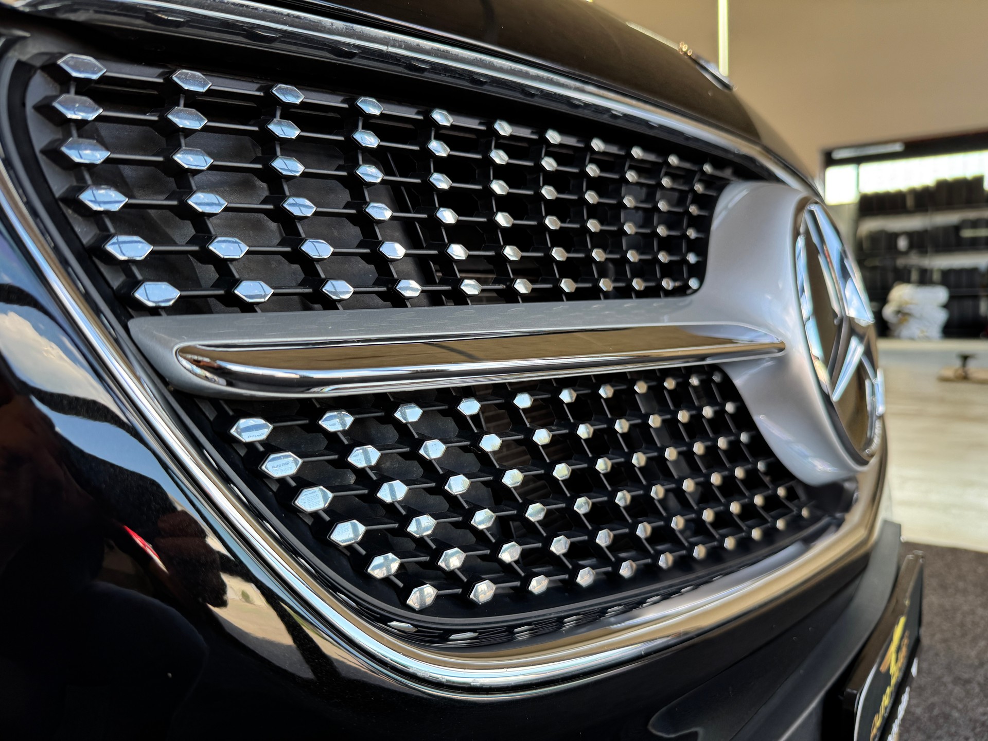 MERCEDES-BENZ V 250 d lang Exclusive 9G-Tronic-image-7