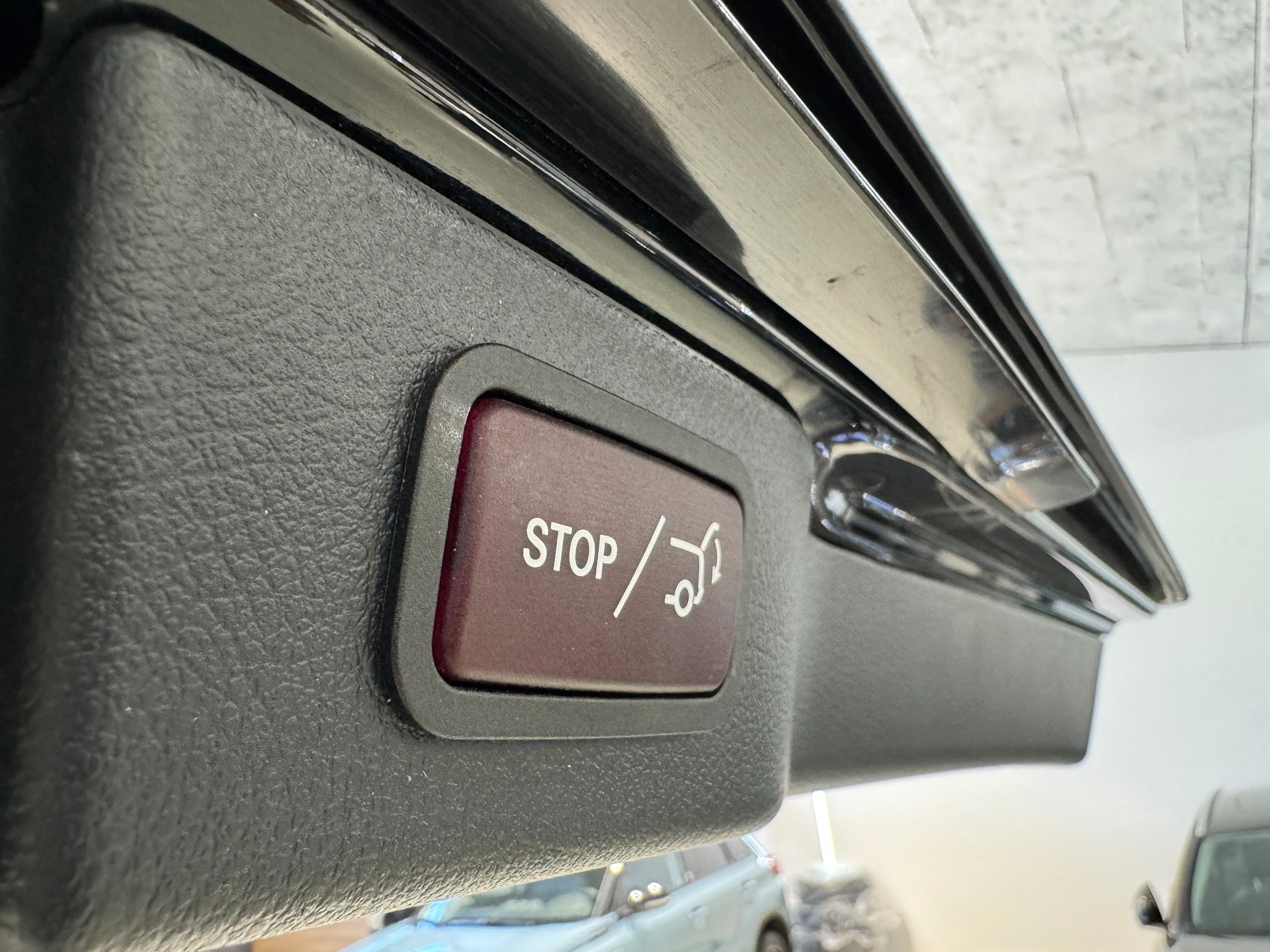 MERCEDES-BENZ V 250 d lang Exclusive 9G-Tronic-image-6