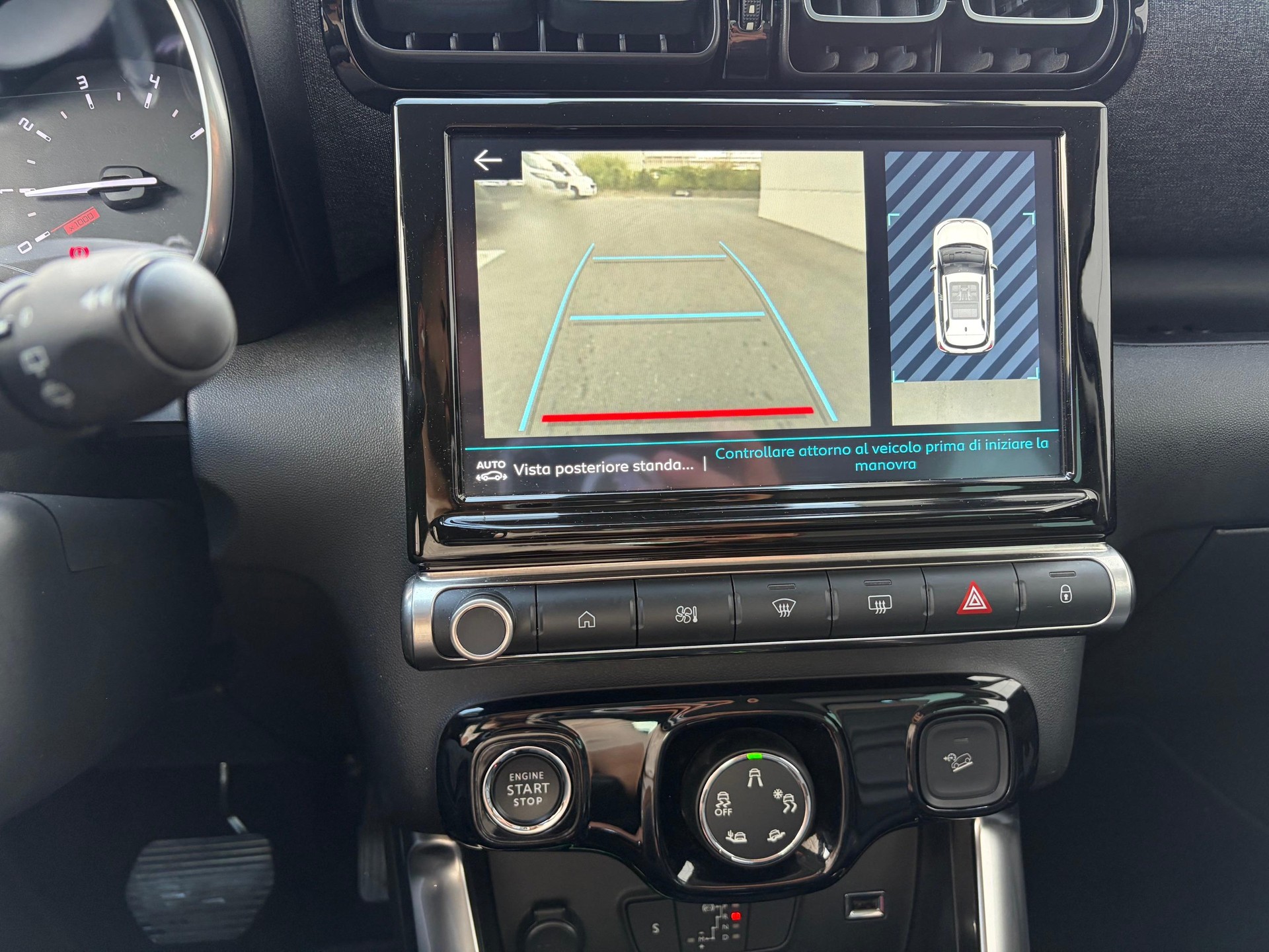 CITROEN C3 Aircross 1.2 PureTech 130 Shine-image-12