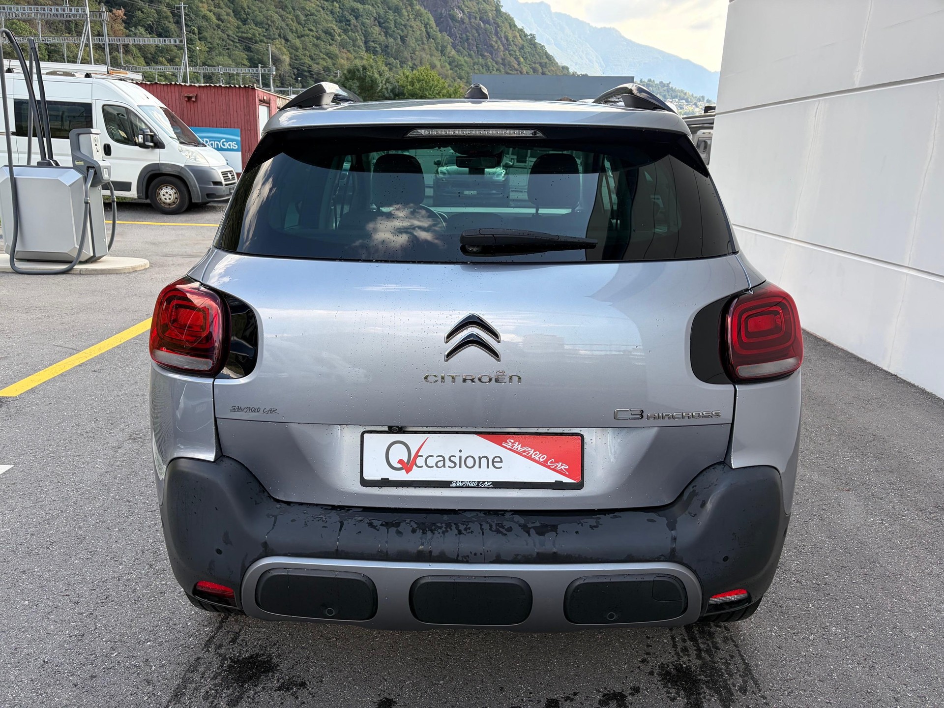 CITROEN C3 Aircross 1.2 PureTech 130 Shine-image-5