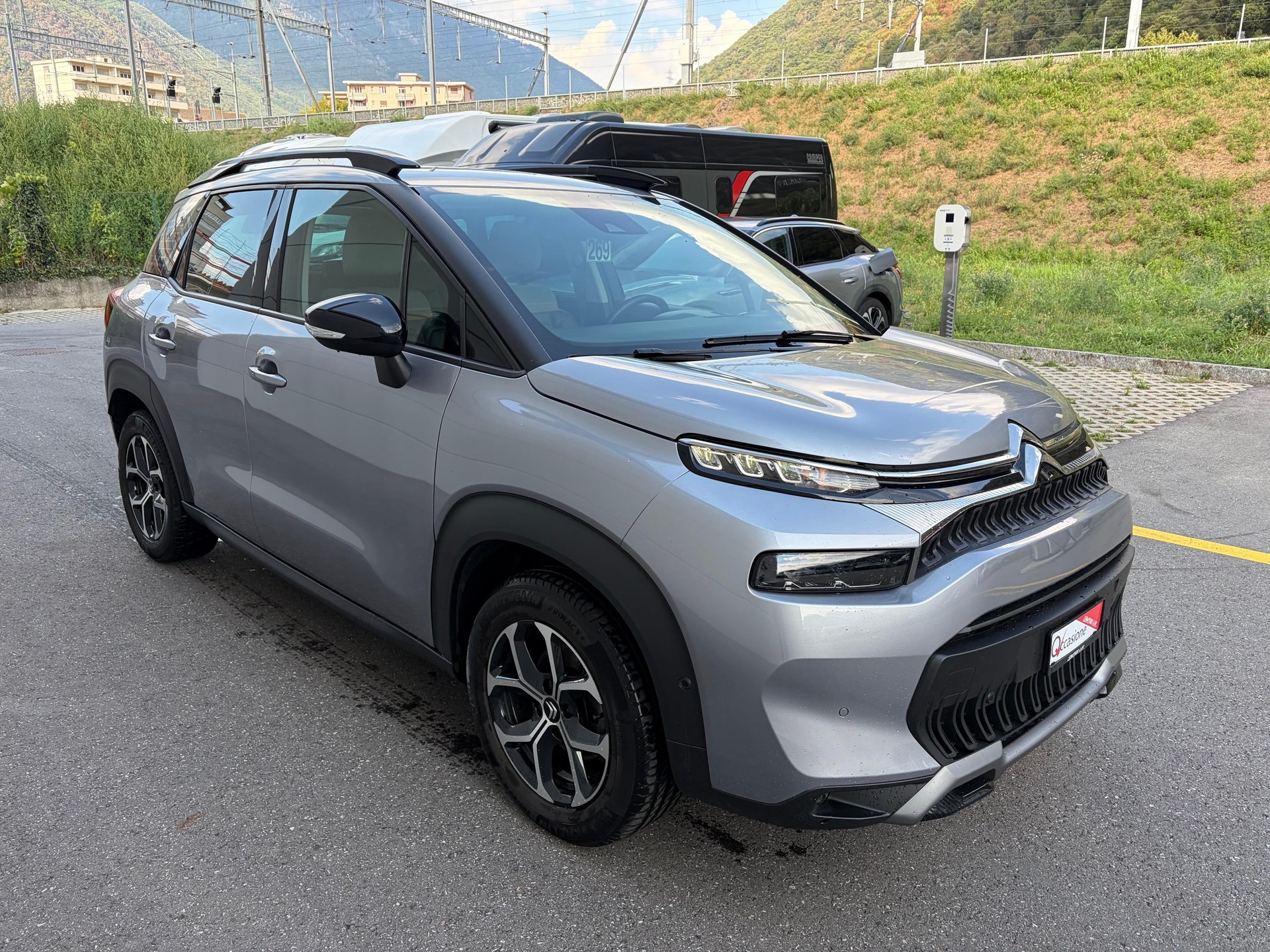 CITROEN C3 Aircross 1.2 PureTech 130 Shine-image-0