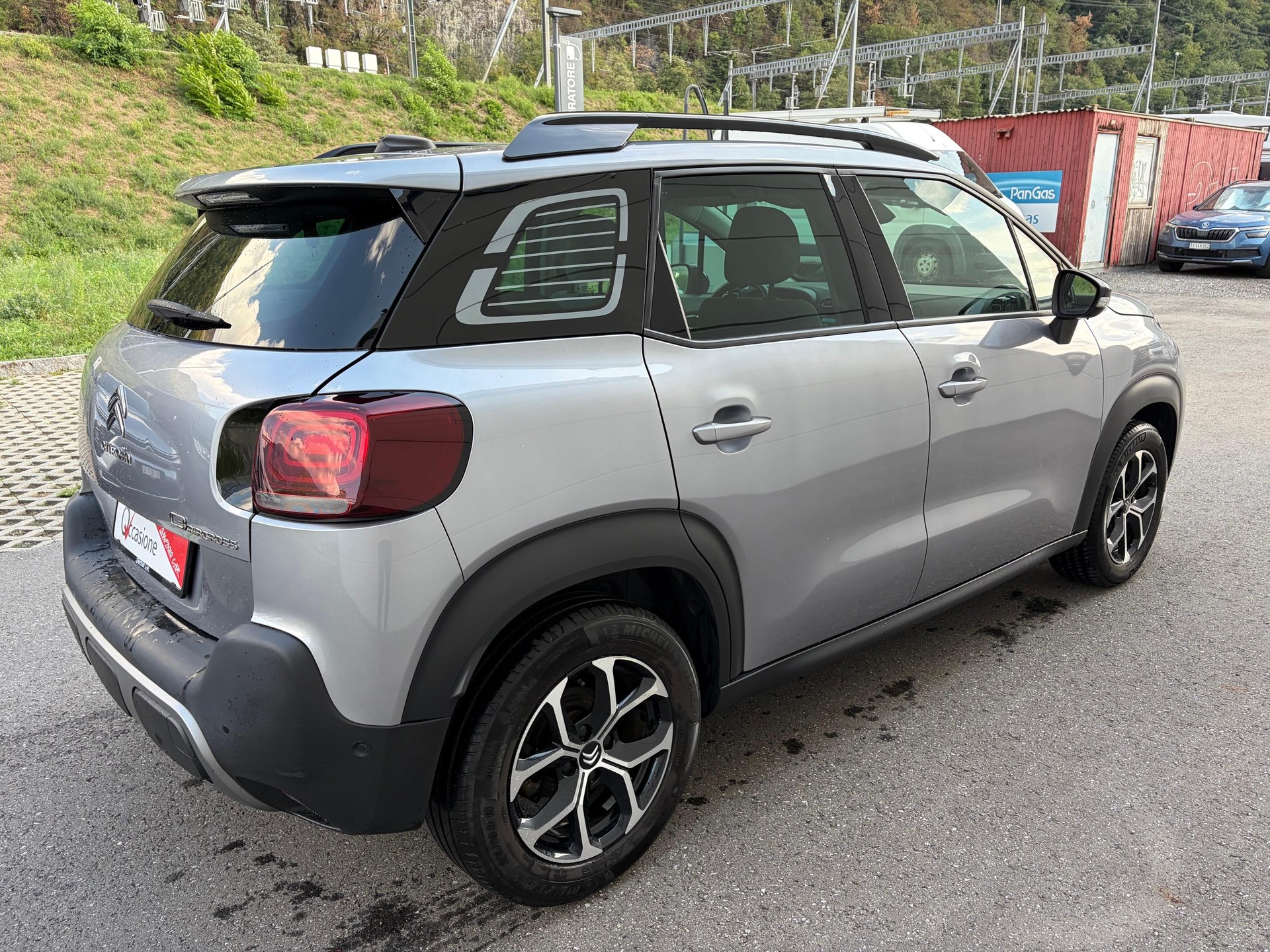 CITROEN C3 Aircross 1.2 PureTech 130 Shine-image-6