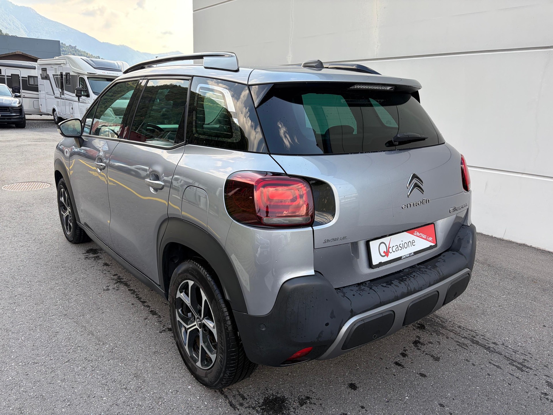CITROEN C3 Aircross 1.2 PureTech 130 Shine-image-4