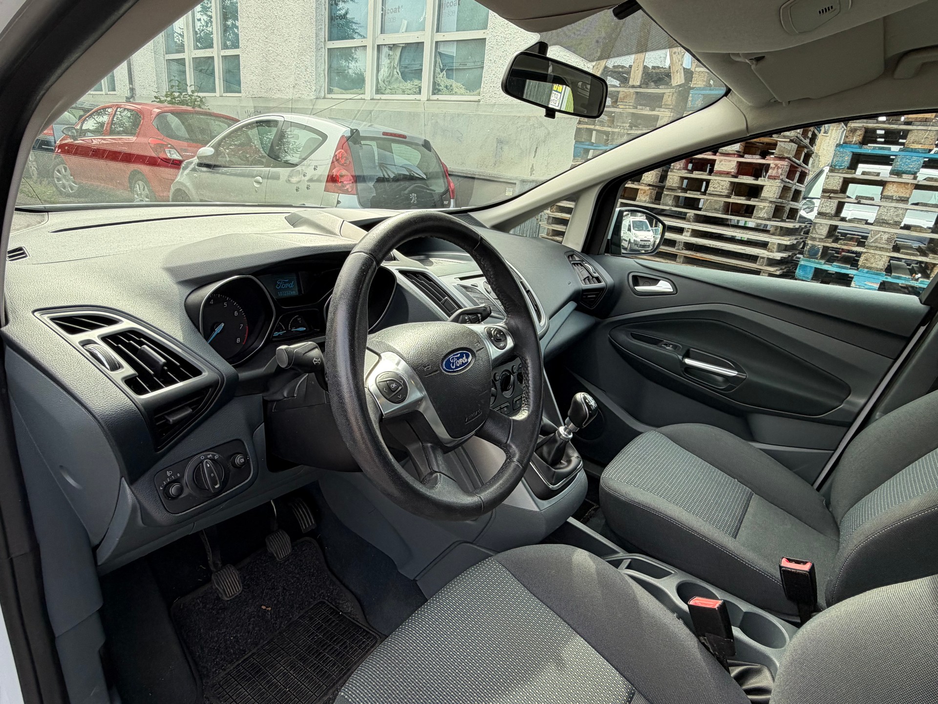 FORD Grand C-Max 1.6 SCTi Titanium-image-14