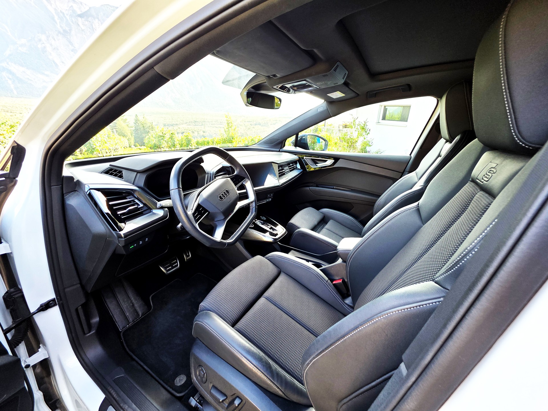 AUDI 45 quattro-image-1