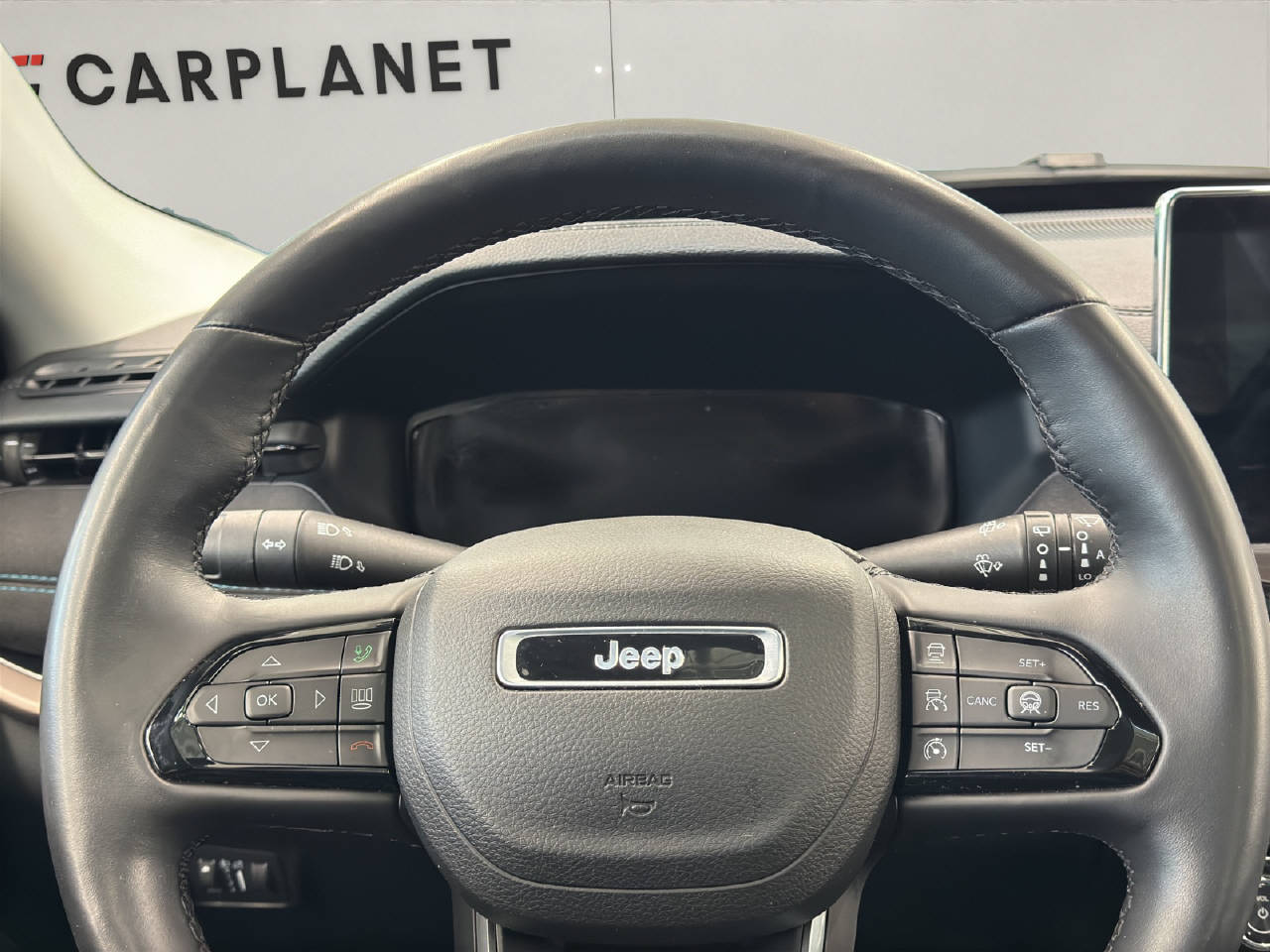 JEEP Compass 1.5 Turbo Upland Plus SKY-image-8