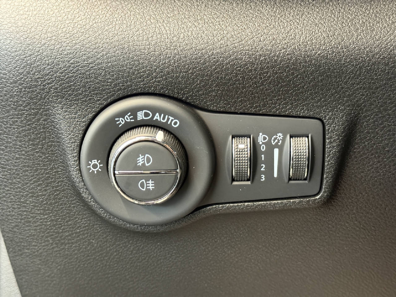 JEEP Compass 1.5 Turbo Upland Plus SKY-image-15