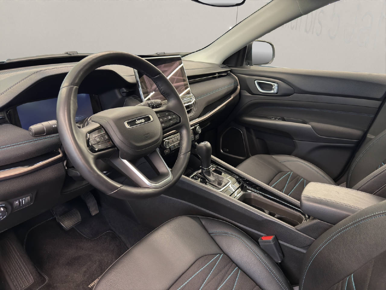 JEEP Compass 1.5 Turbo Upland Plus SKY-image-4