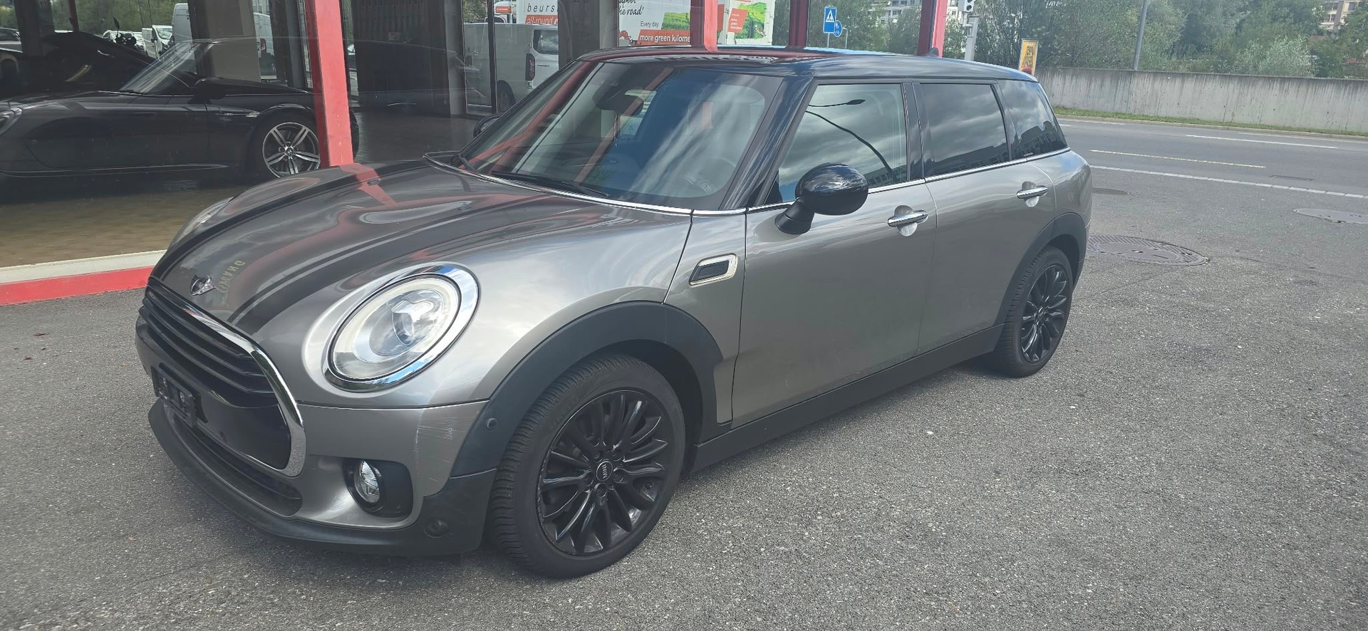MINI Clubman Cooper D Steptronic-image-1