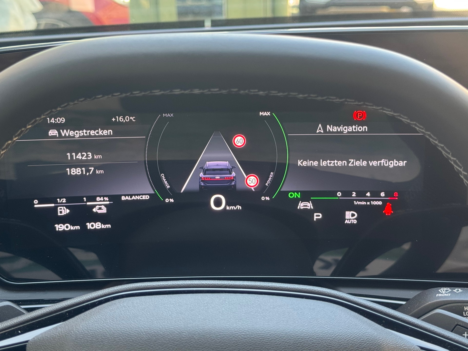 AUDI A6 Avant e-hybrid quattro 220 kW S tronic*AHK*5 Jahre Werksgarantie*-image-12