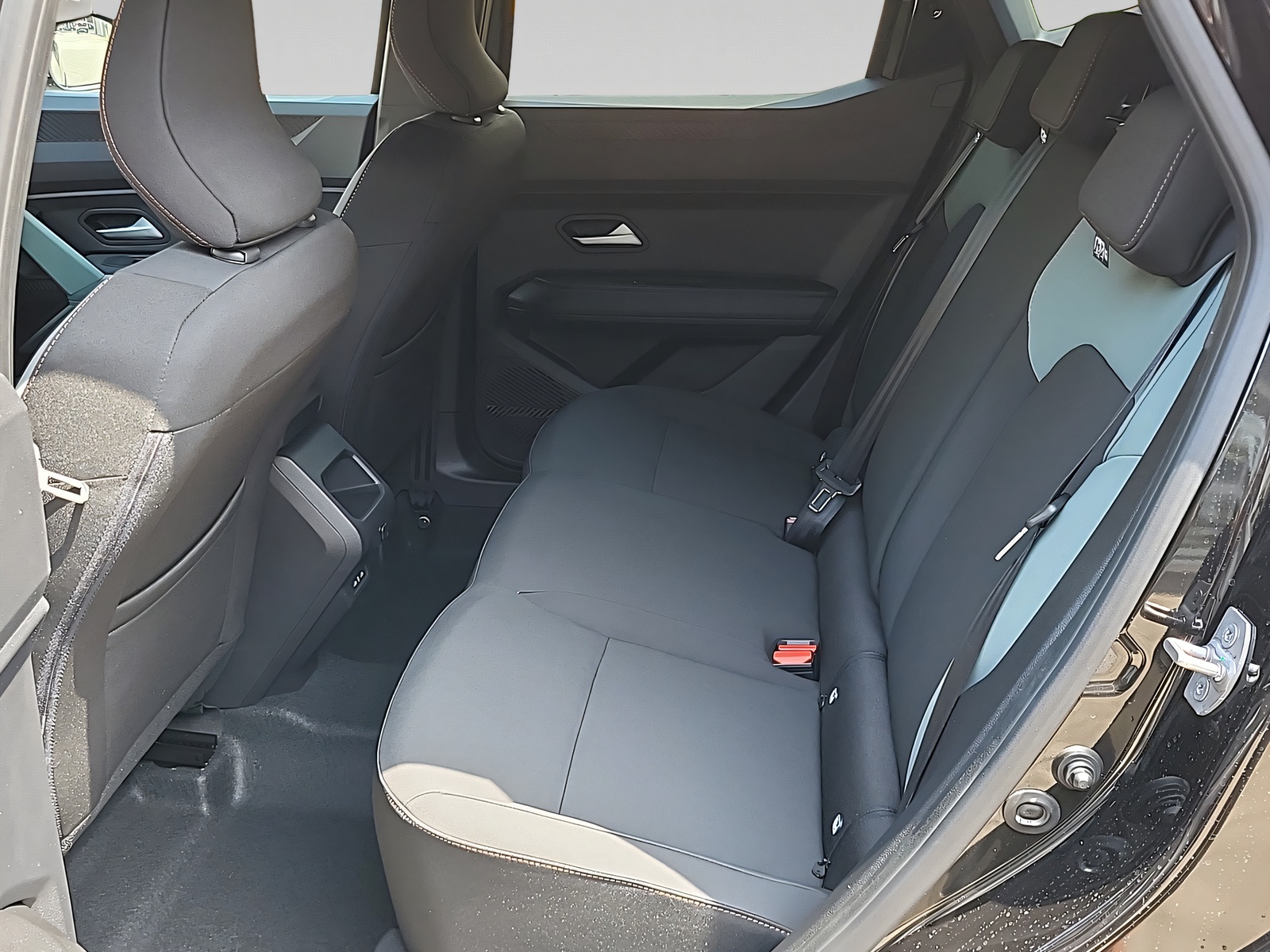DACIA Duster-image-5
