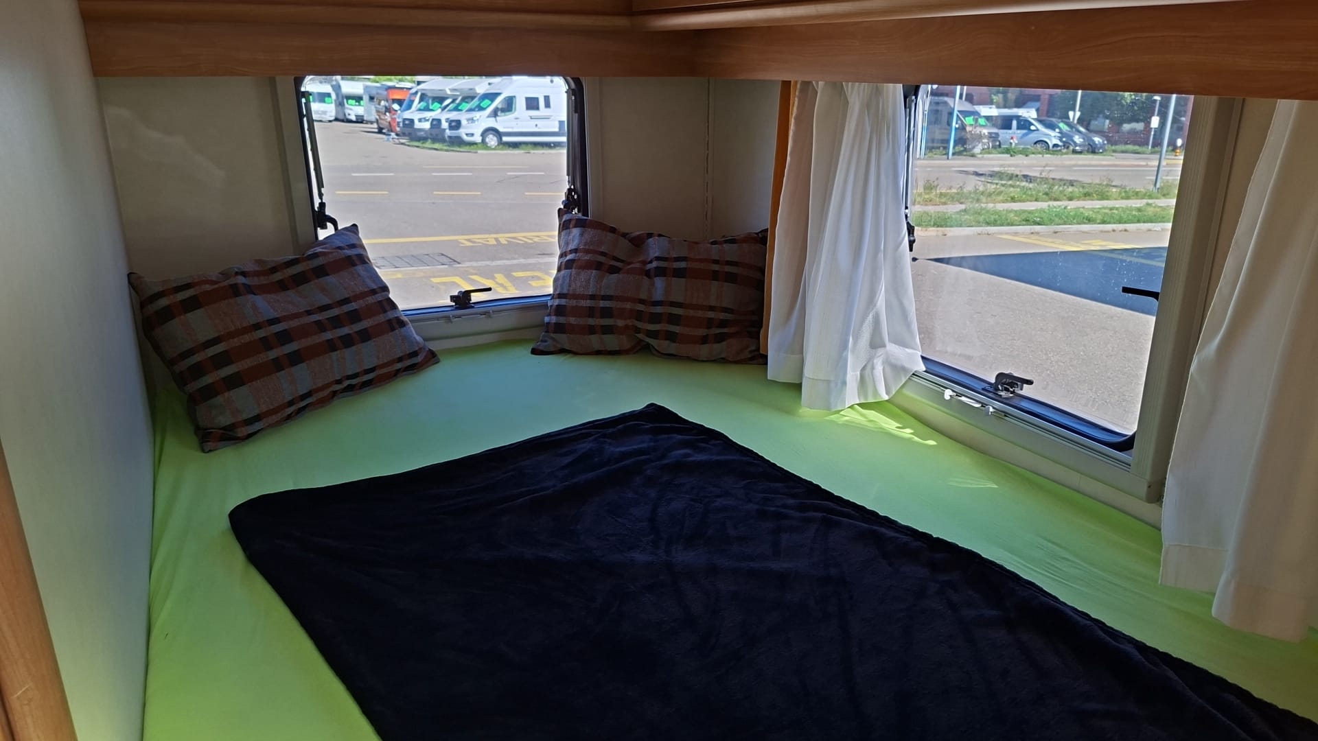 RIMOR Katamaran 12 P *** ideale Fahrzeug für alle, die ein raumwundersames, helles Wohngefühl suchen***-showroom-element-3