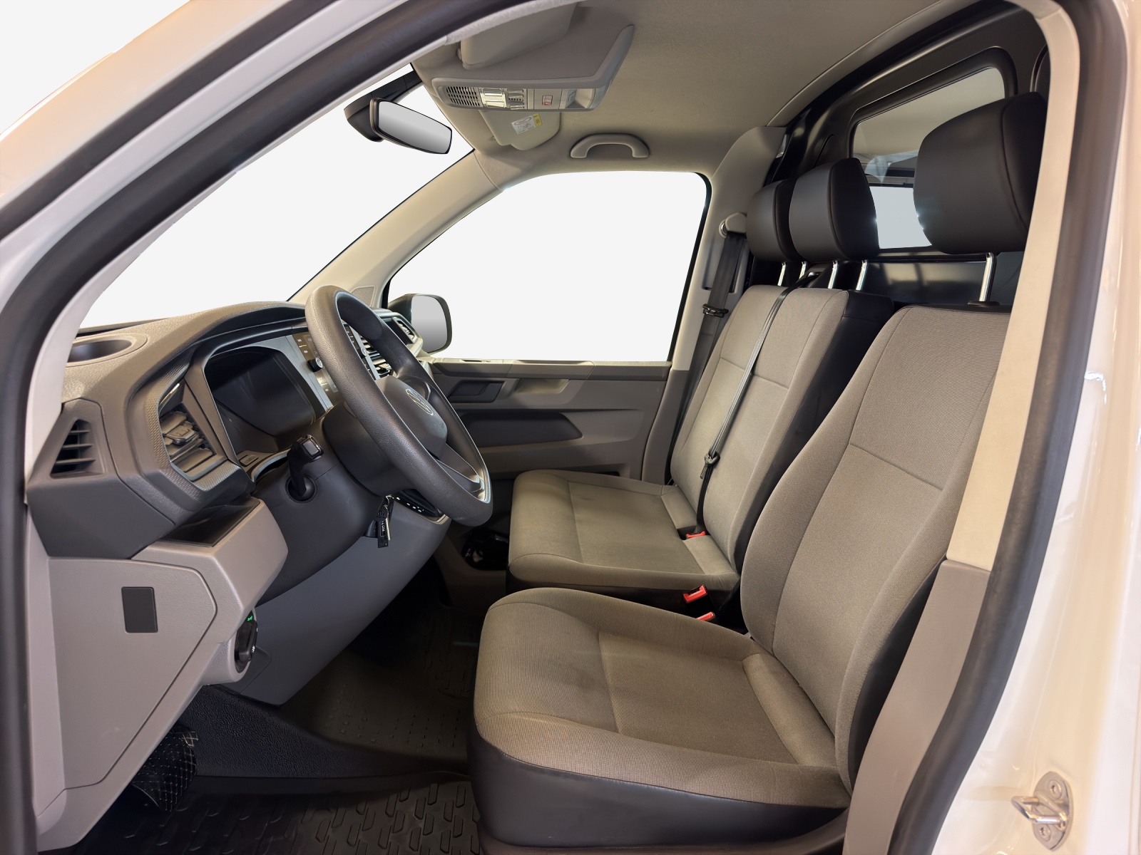 VW T6.1 2.0 TDI DSG-image-7