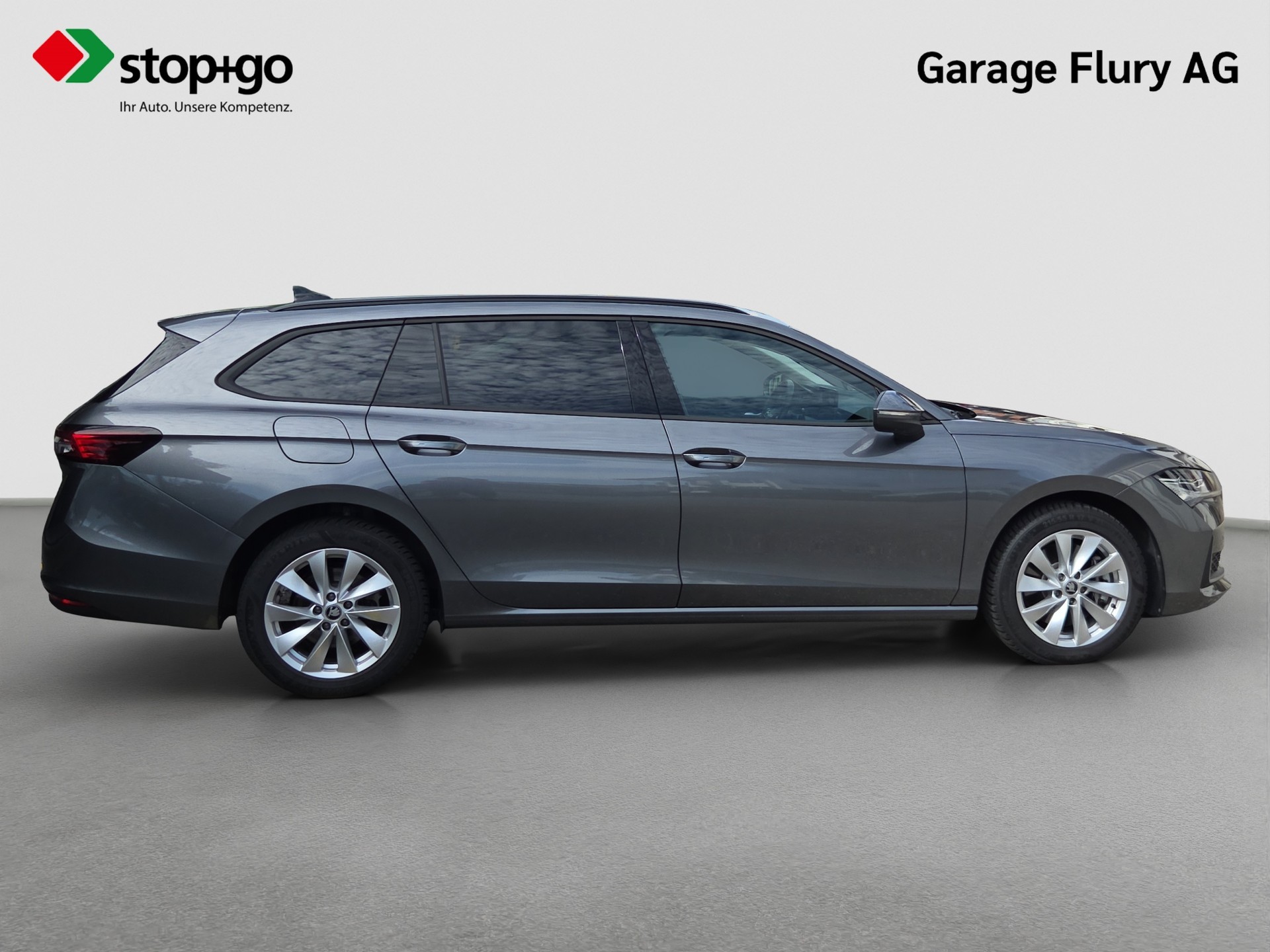SKODA Superb Combi 2.0 TDi Selection 4x4 DSG-image-6