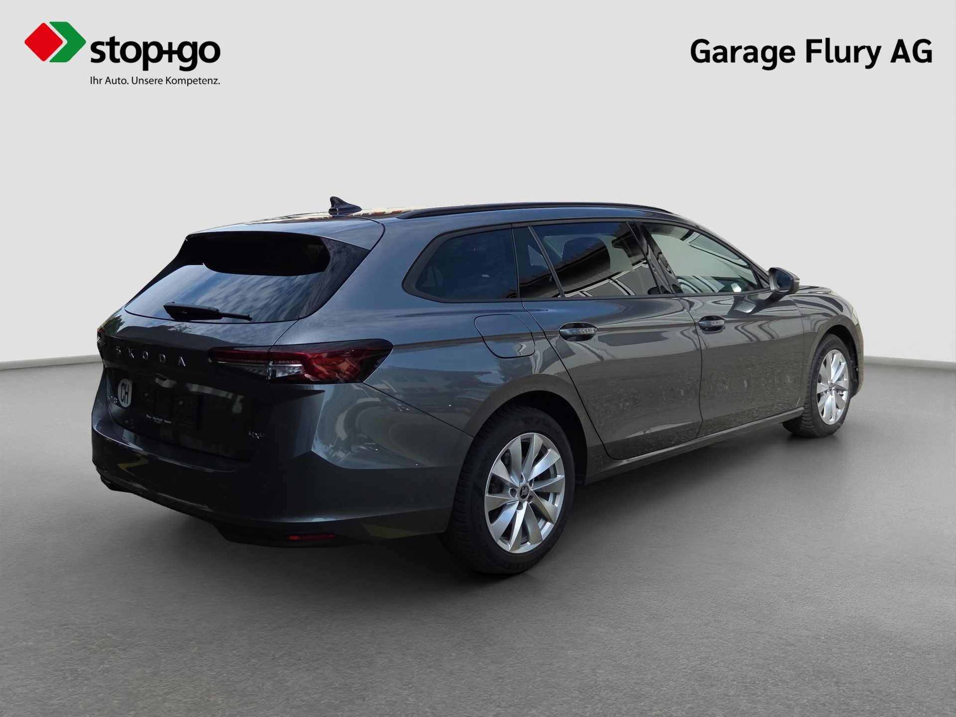 SKODA Superb Combi 2.0 TDi Selection 4x4 DSG-image-5
