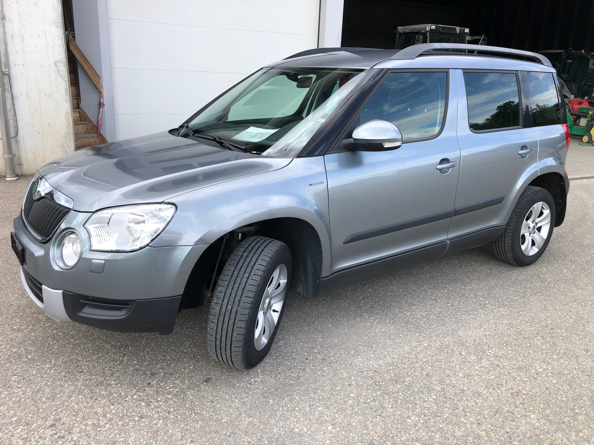 SKODA Yeti 1.4 TSI Ambition-image-1