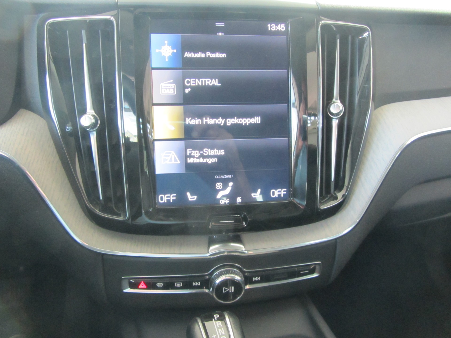 VOLVO XC60 D5 AWD Inscription Geartronic-image-6