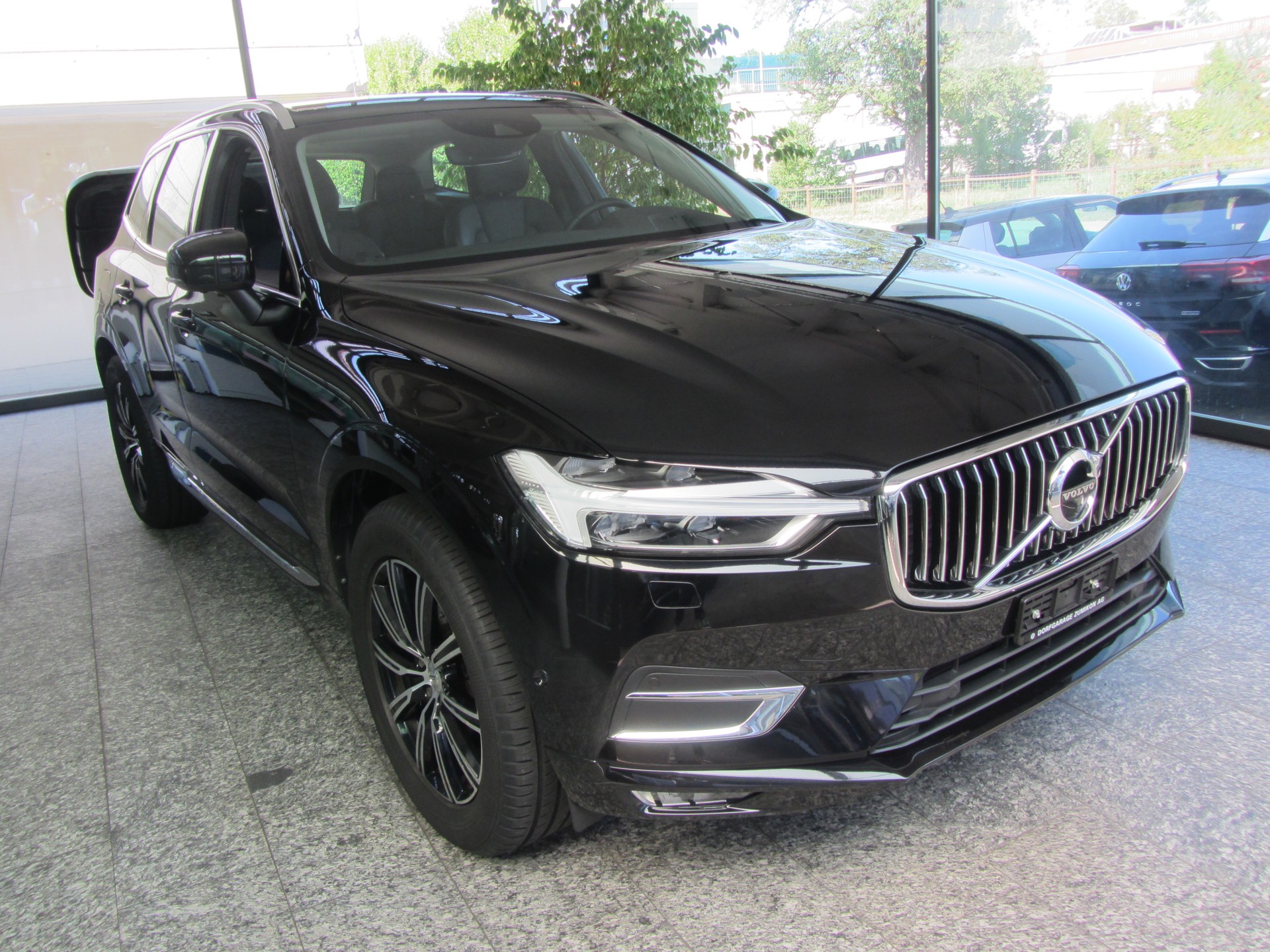 VOLVO XC60 D5 AWD Inscription Geartronic-image-1