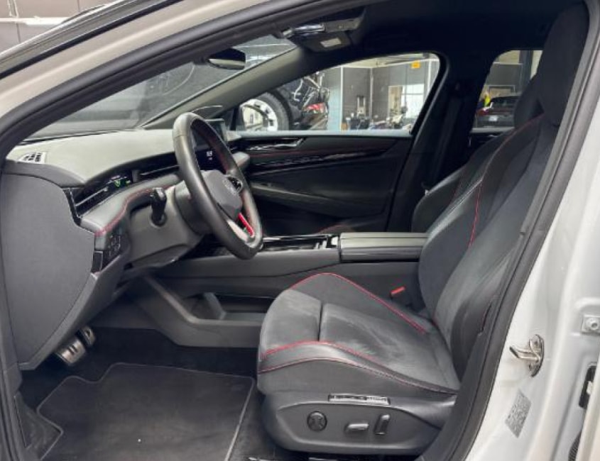 VW ID.7 Tourer GTX 86 kWh United 4 Motion mit Anhängerkupplung-image-6