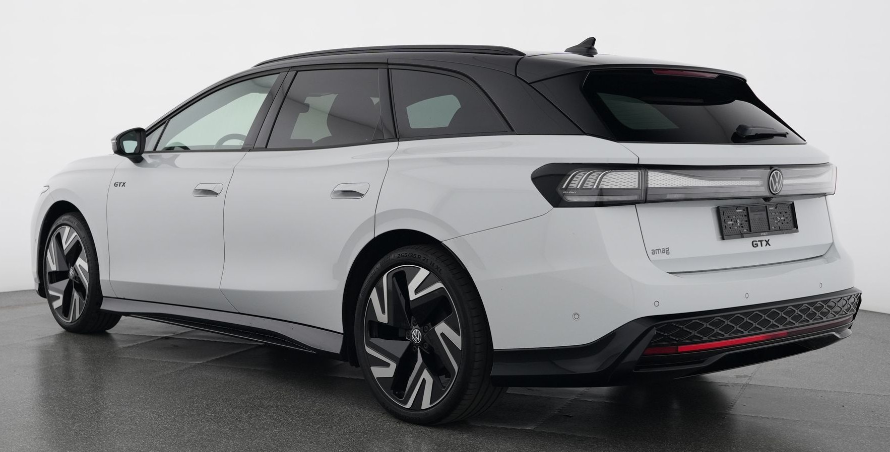 VW ID.7 Tourer GTX 86 kWh United 4 Motion mit Anhängerkupplung-image-2