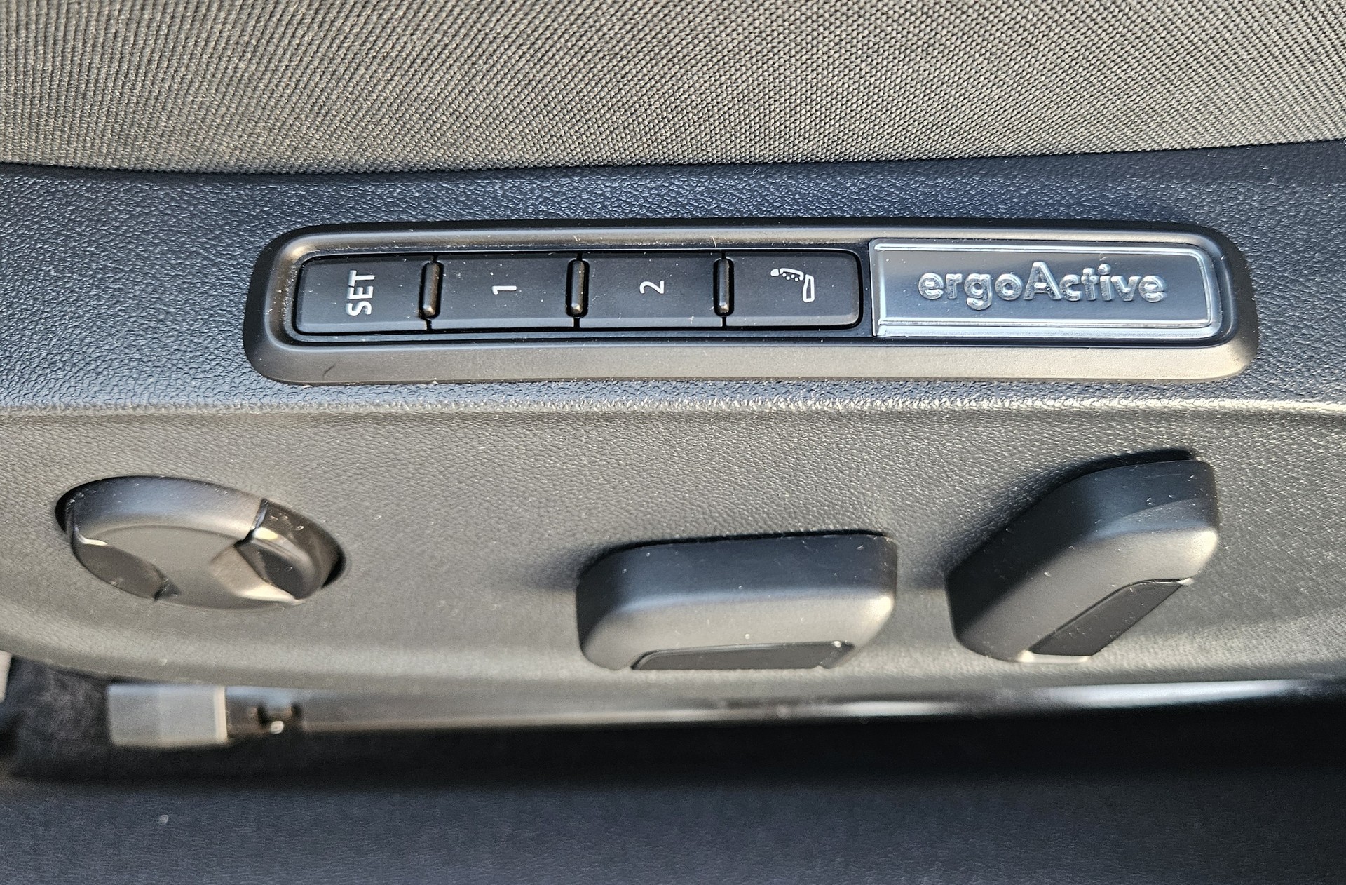 VW ID.7 Tourer GTX 86 kWh United 4 Motion mit Anhängerkupplung-image-13