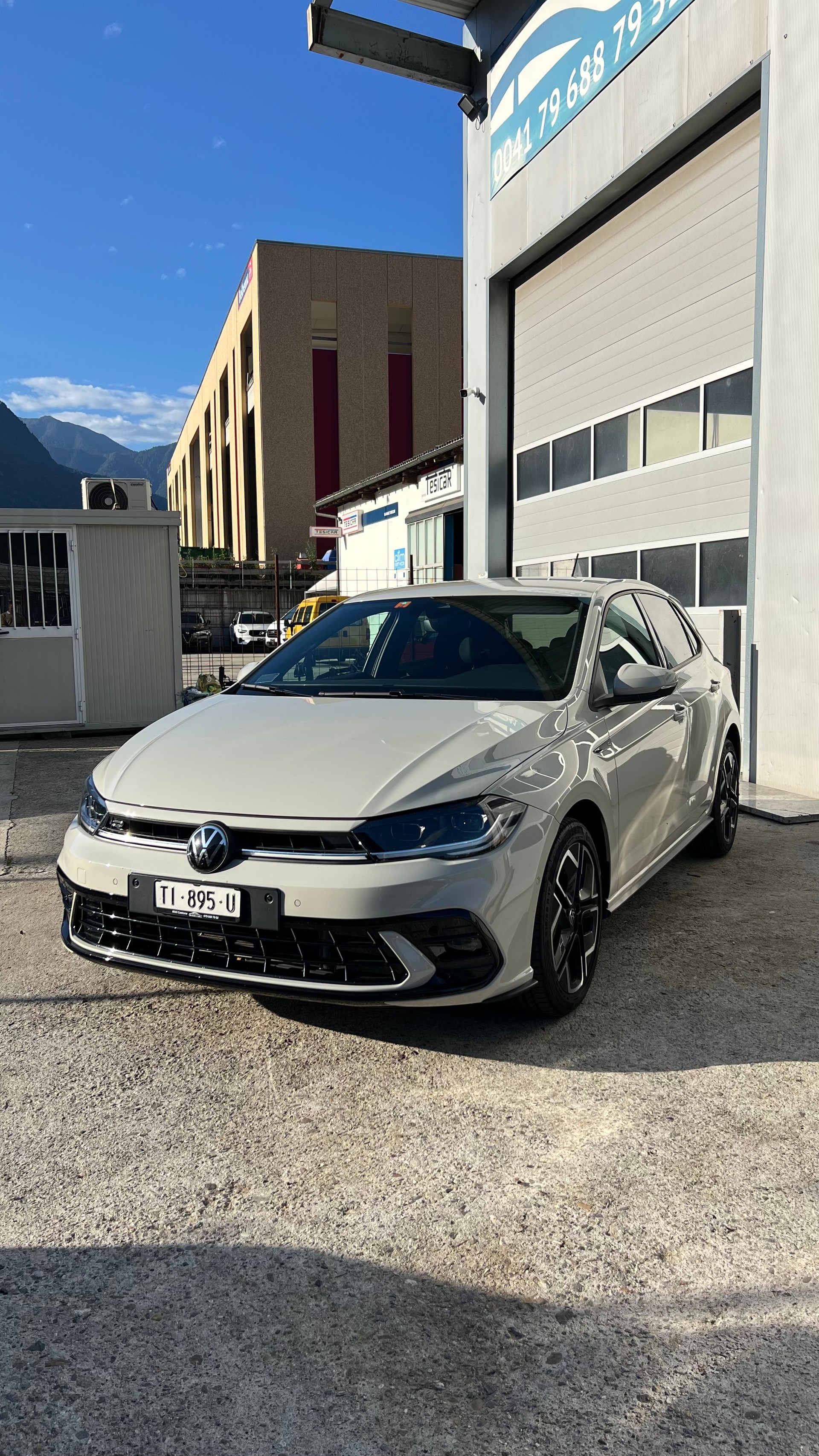 VW Polo 1.0 TSI R-Line DSG - IQ Light Matrix - Camera - Leasing 329.-/mese senza acconto-image-12