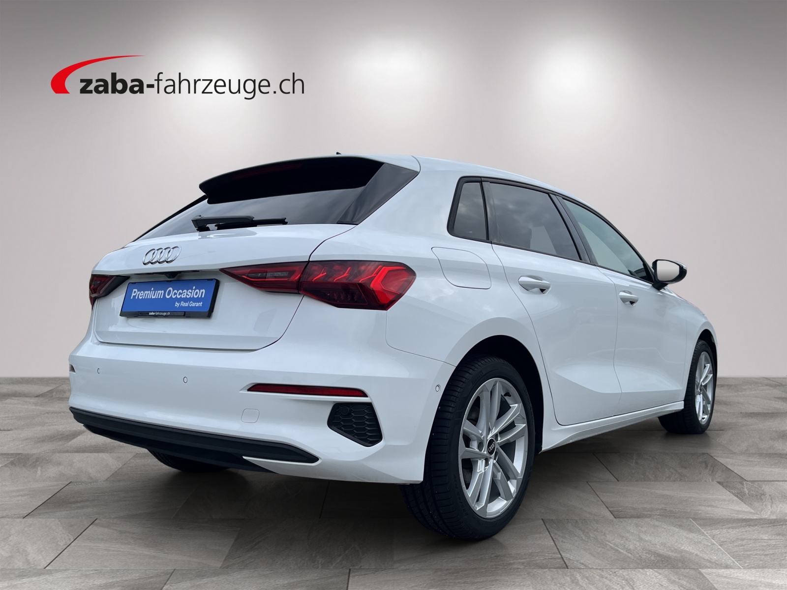 AUDI A3 Sportback 35 TFSI Attraction S-tronic-image-4