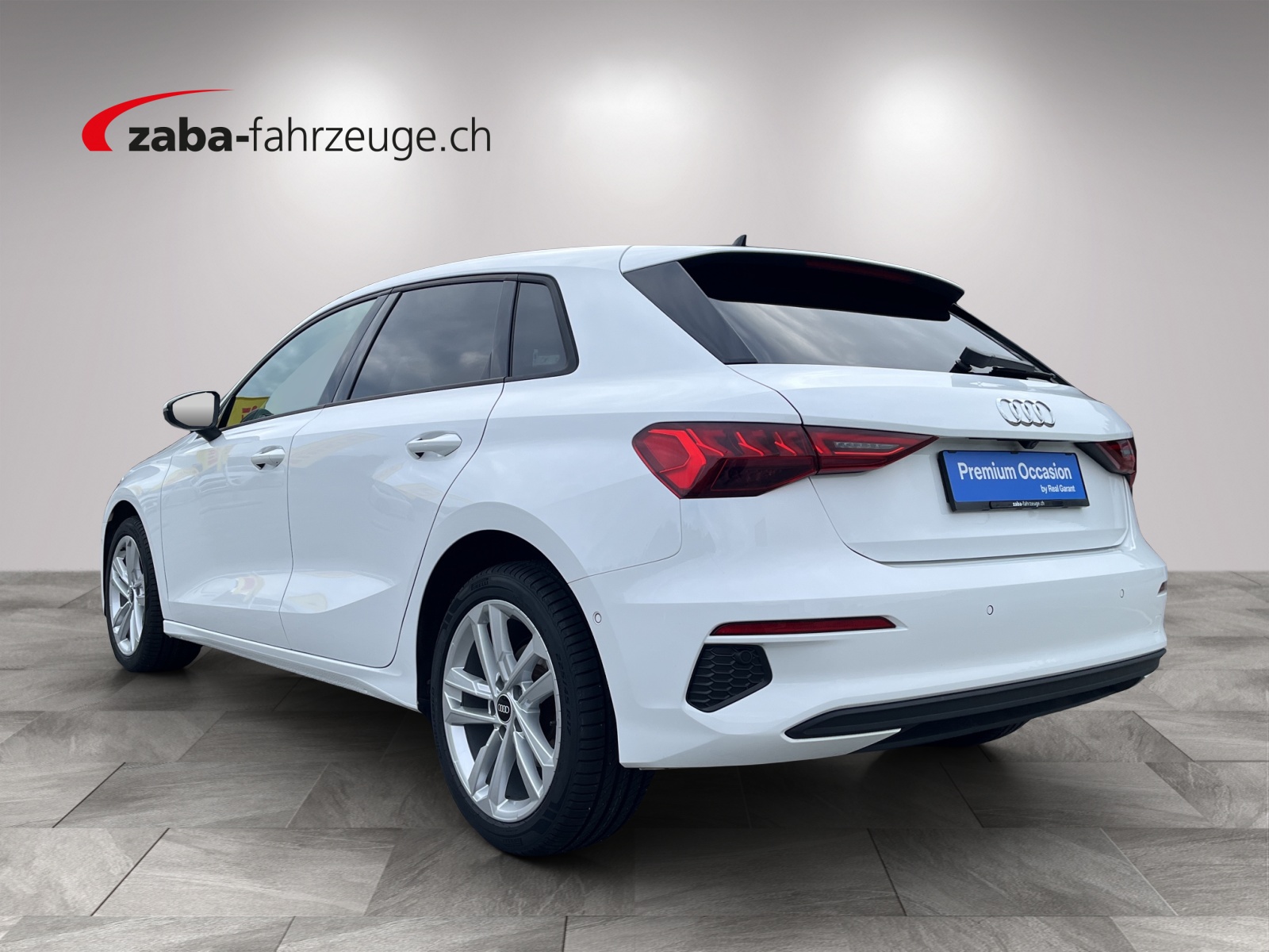 AUDI A3 Sportback 35 TFSI Attraction S-tronic-image-2