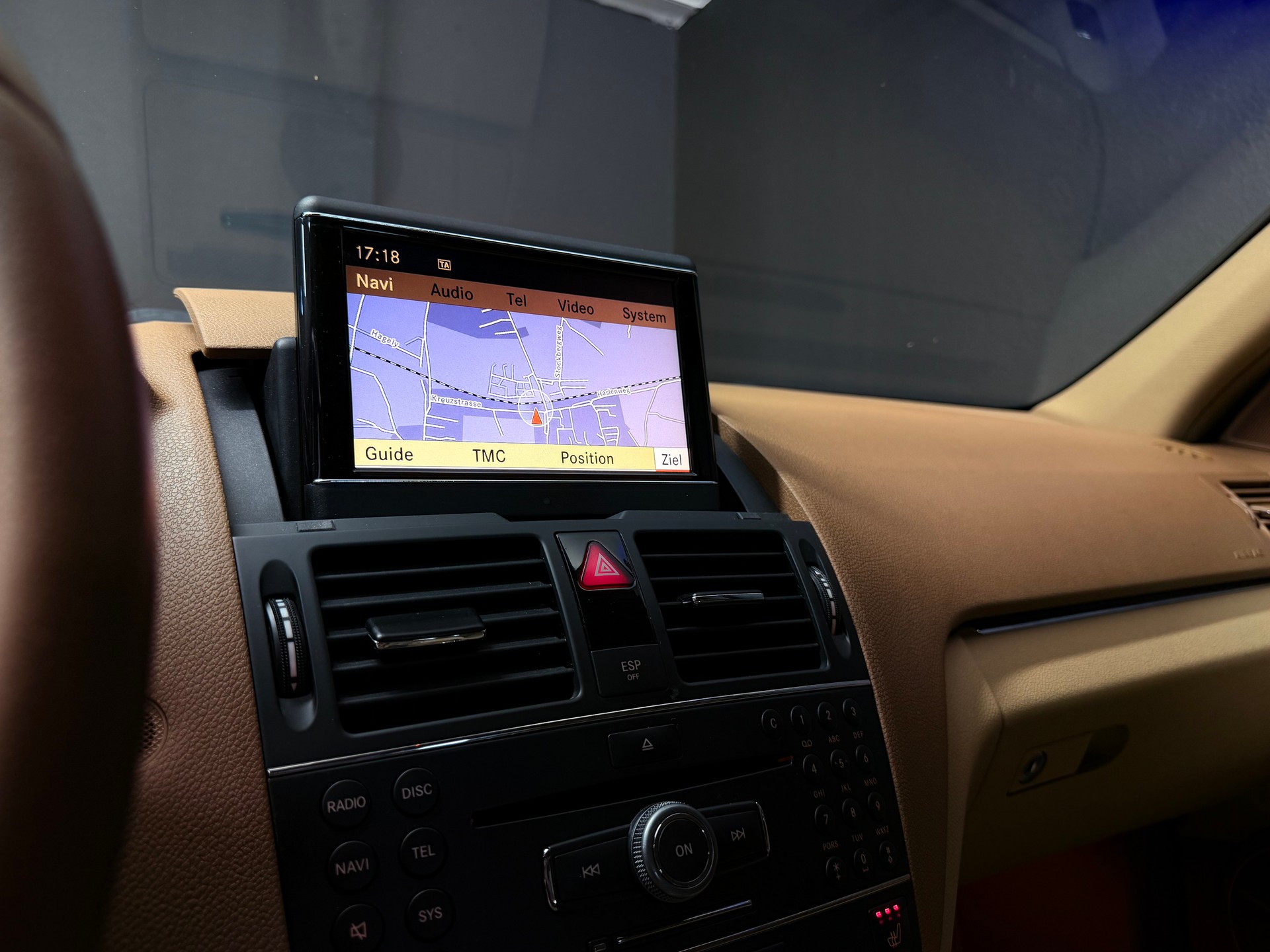 MERCEDES-BENZ C 300 (280) Elégance 7G-Tronic-image-10