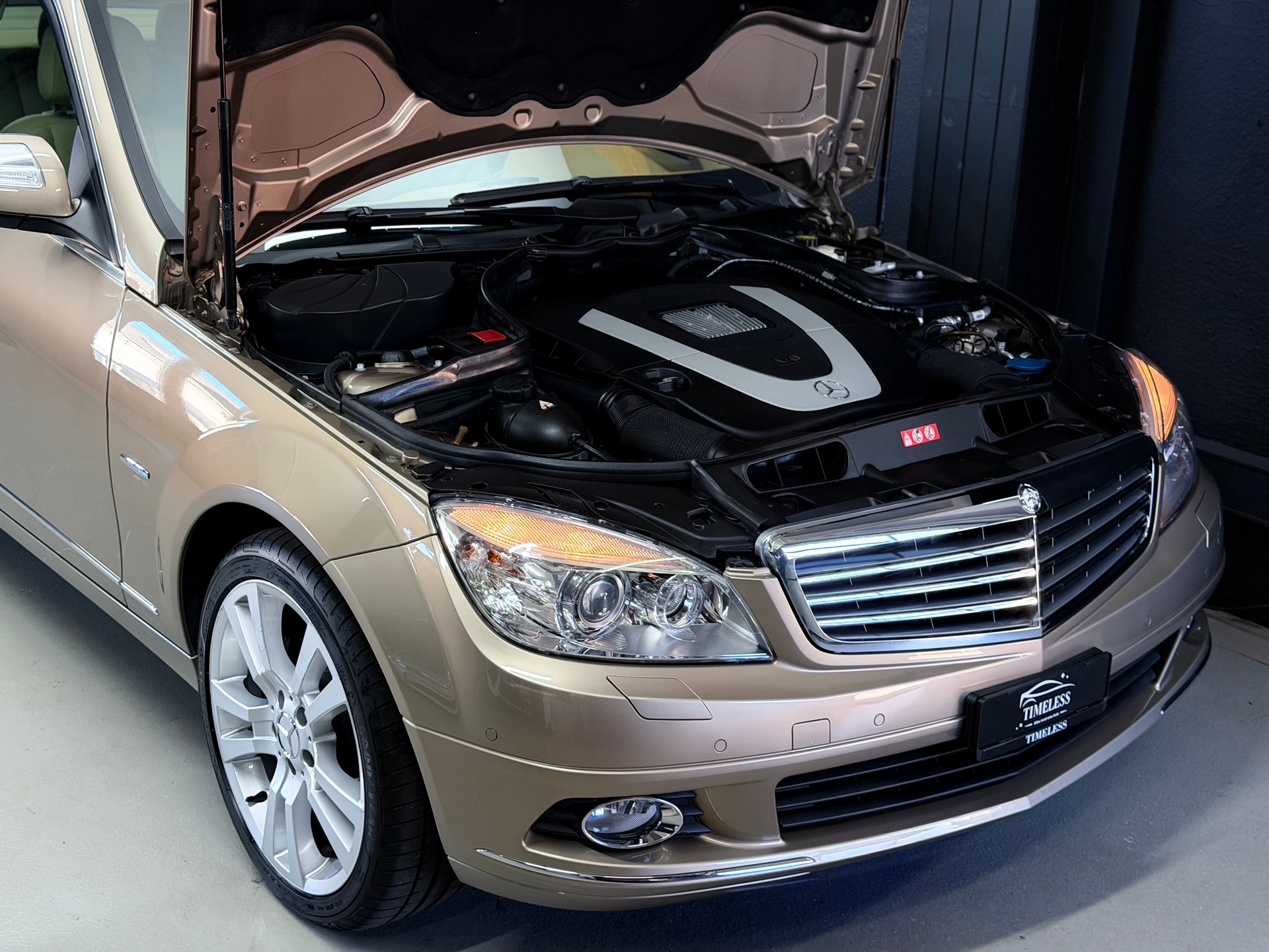 MERCEDES-BENZ C 300 (280) Elégance 7G-Tronic-image-2
