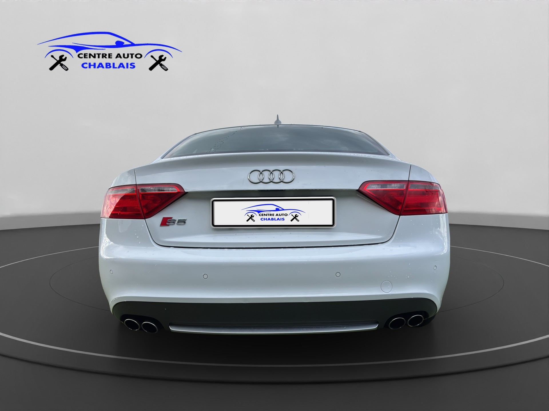 AUDI S5-image-4