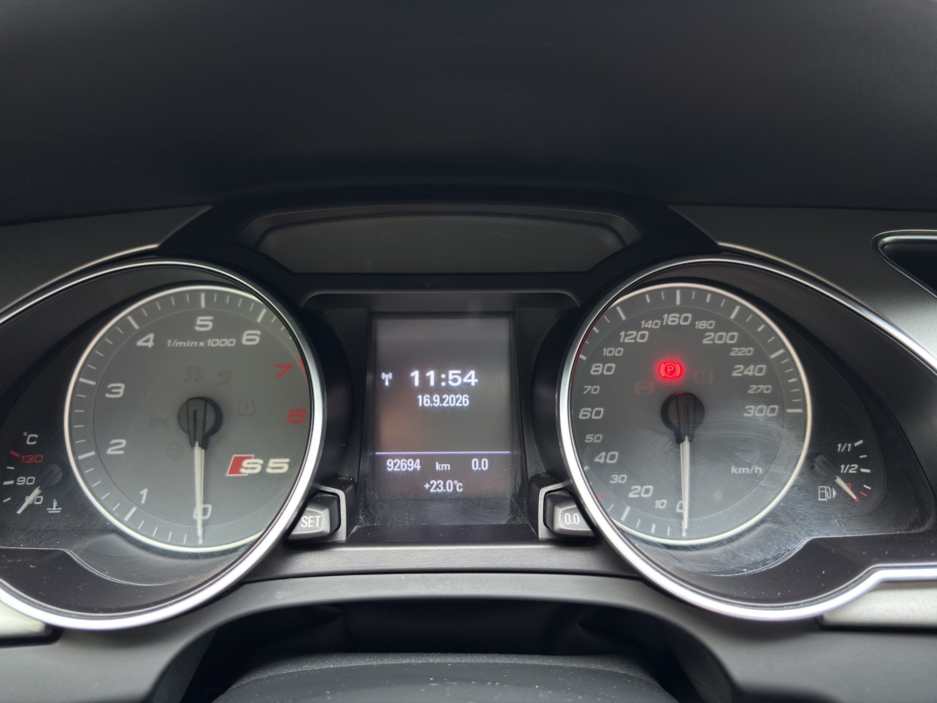 AUDI S5-image-10
