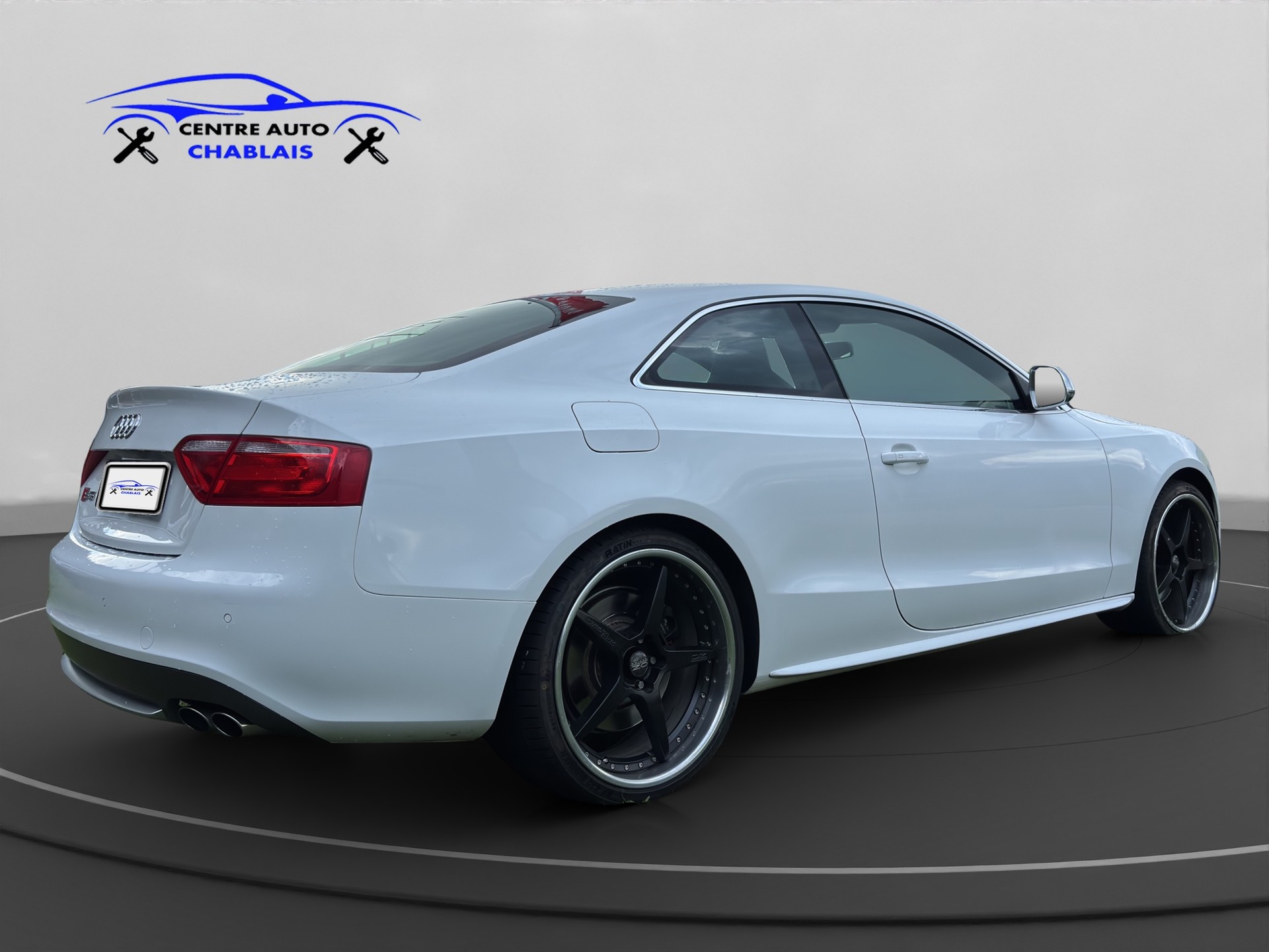 AUDI S5-image-5