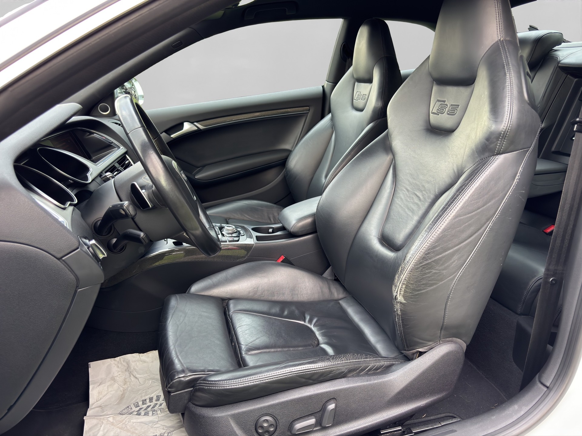 AUDI S5-image-8