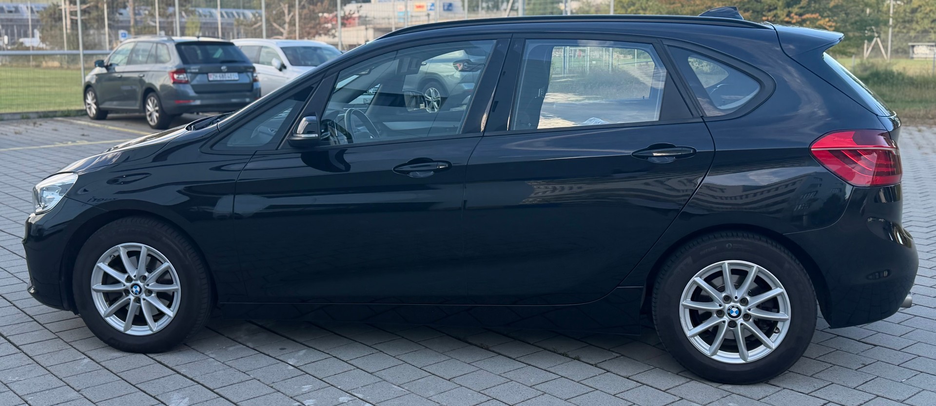 BMW 216d Active Tourer-image-7
