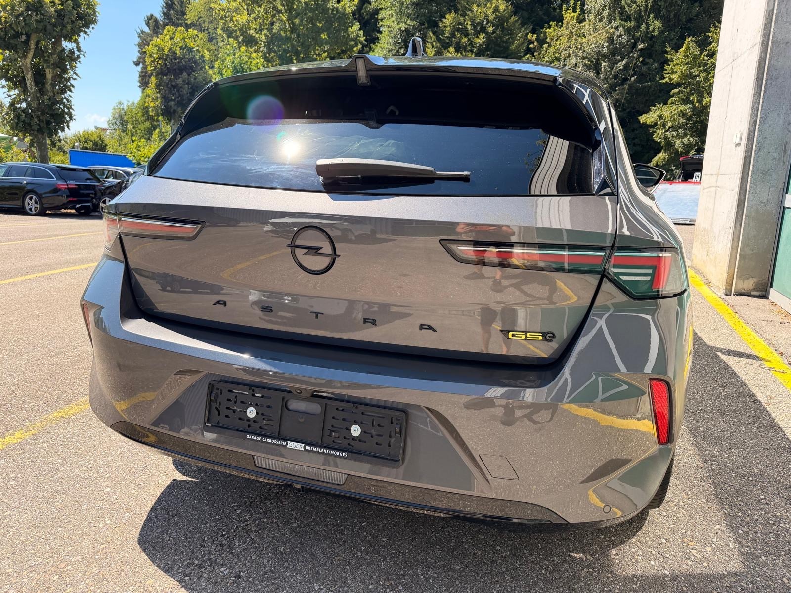OPEL Astra 1.6 PHEV Turbo GSe A-image-3